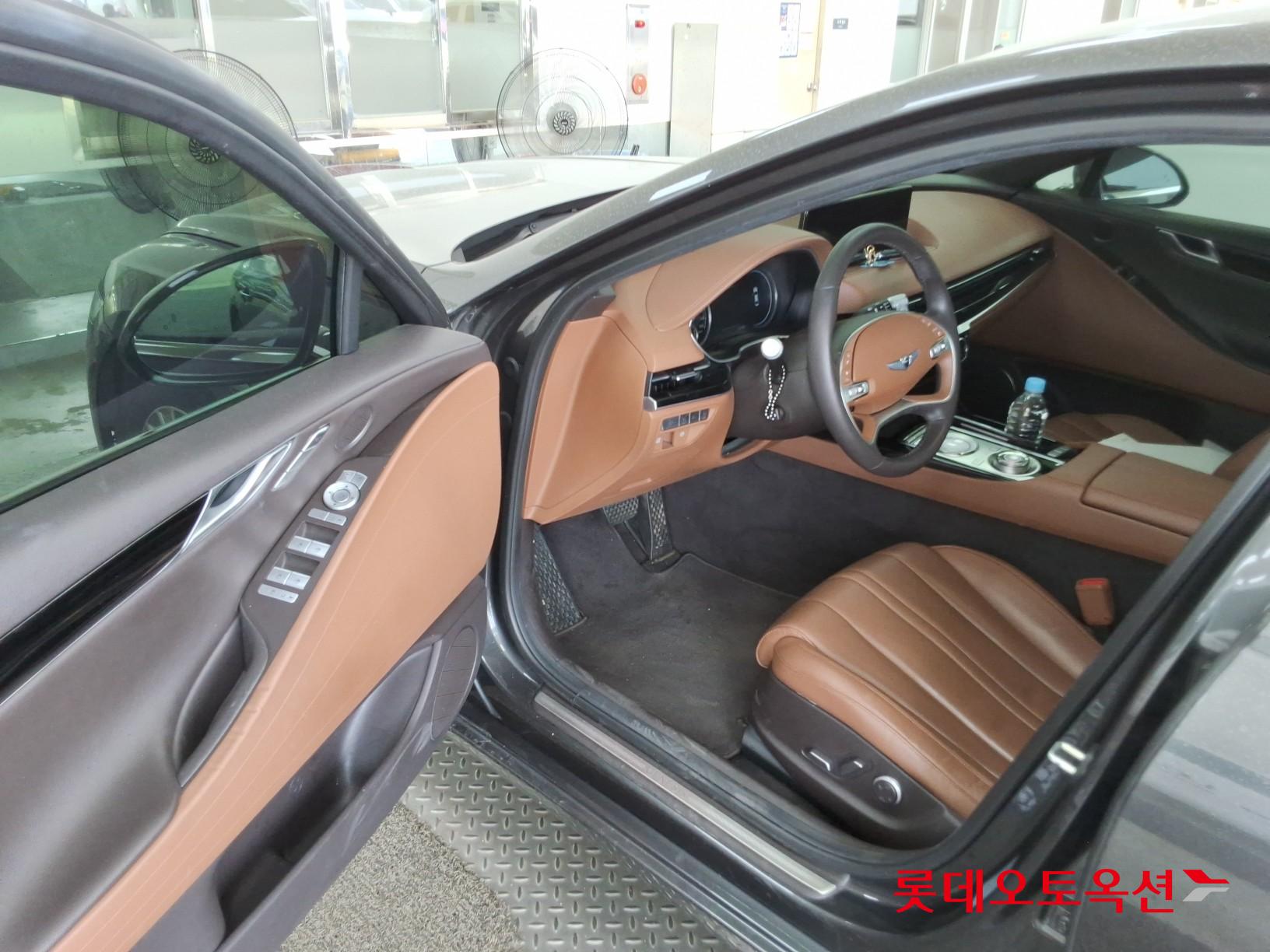 2021 - genesis g80