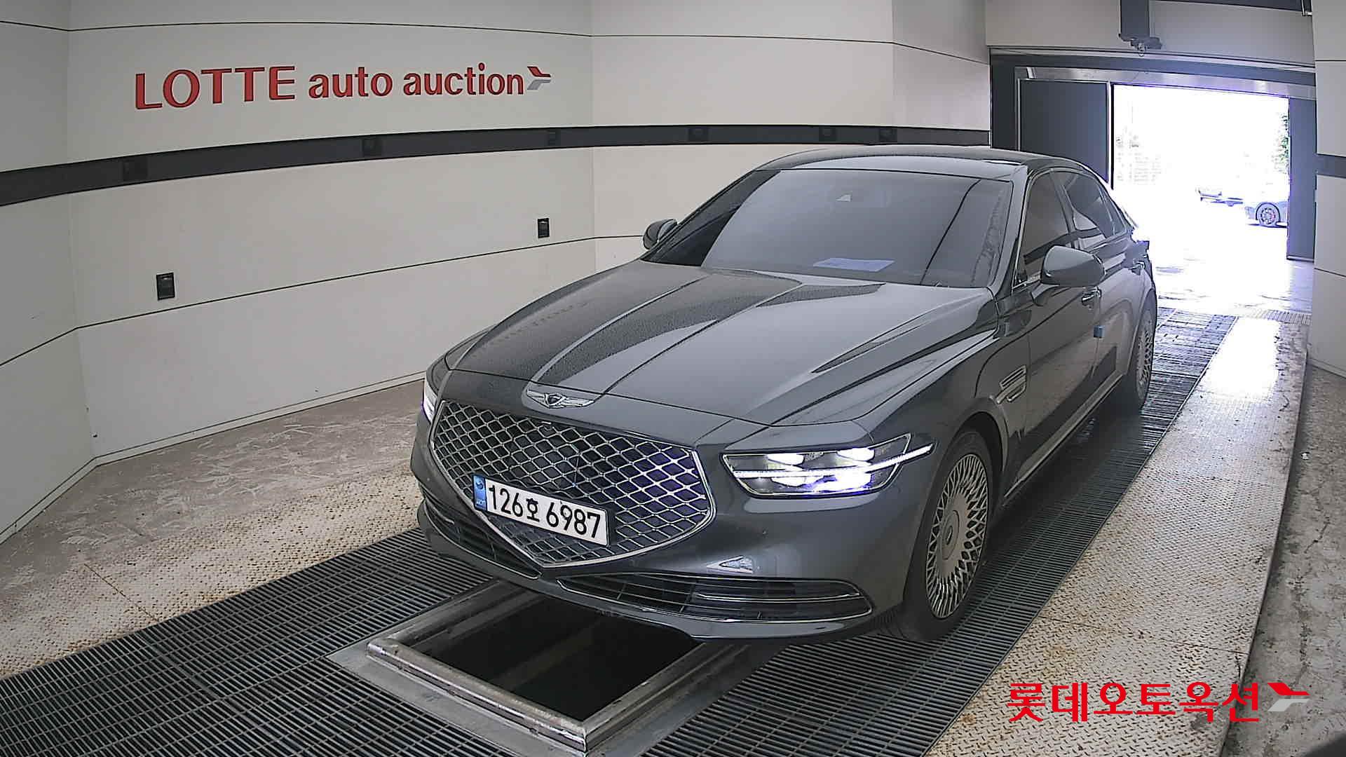 2021 - genesis g90