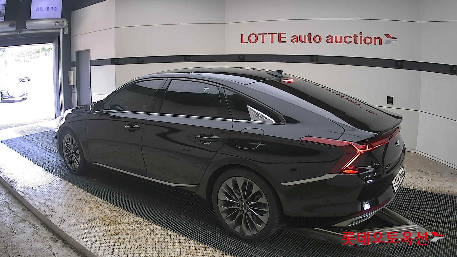 2023 - kia k8