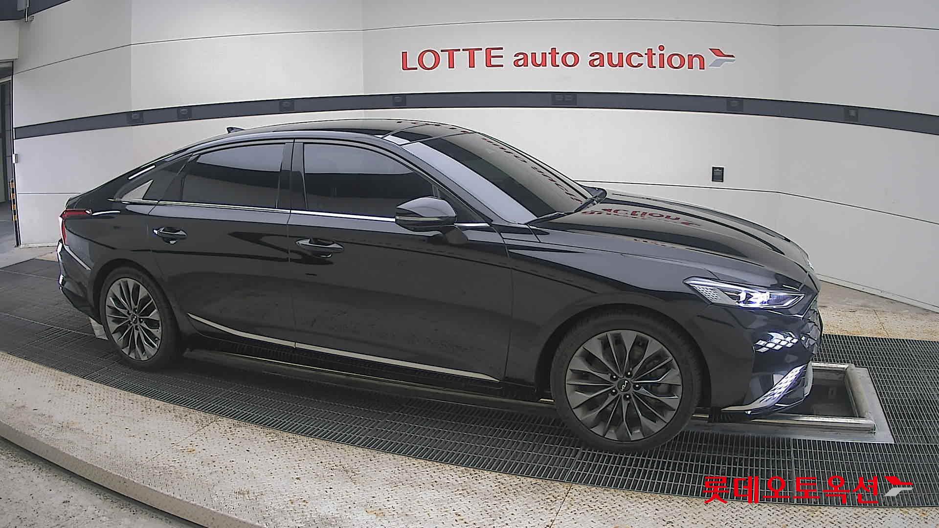 2023 - kia k8