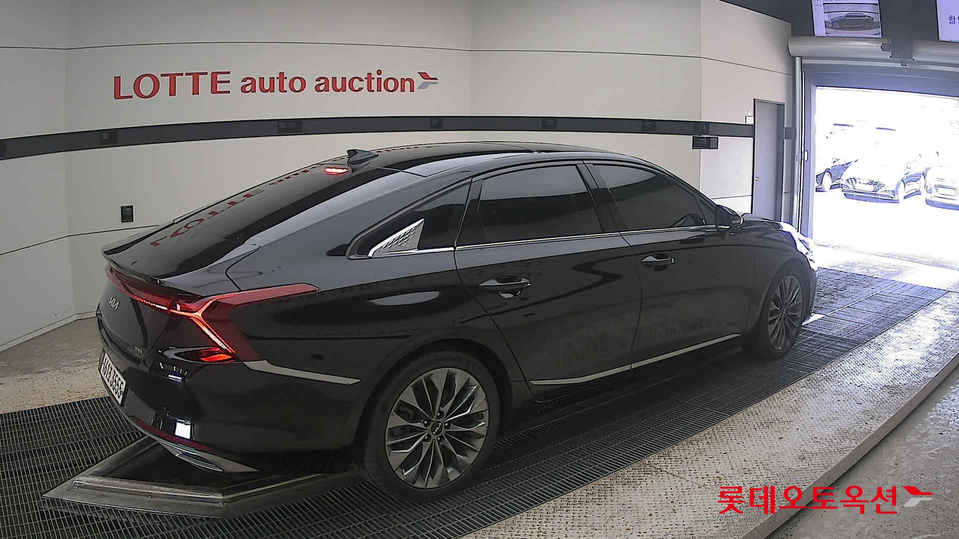 2023 - kia k8