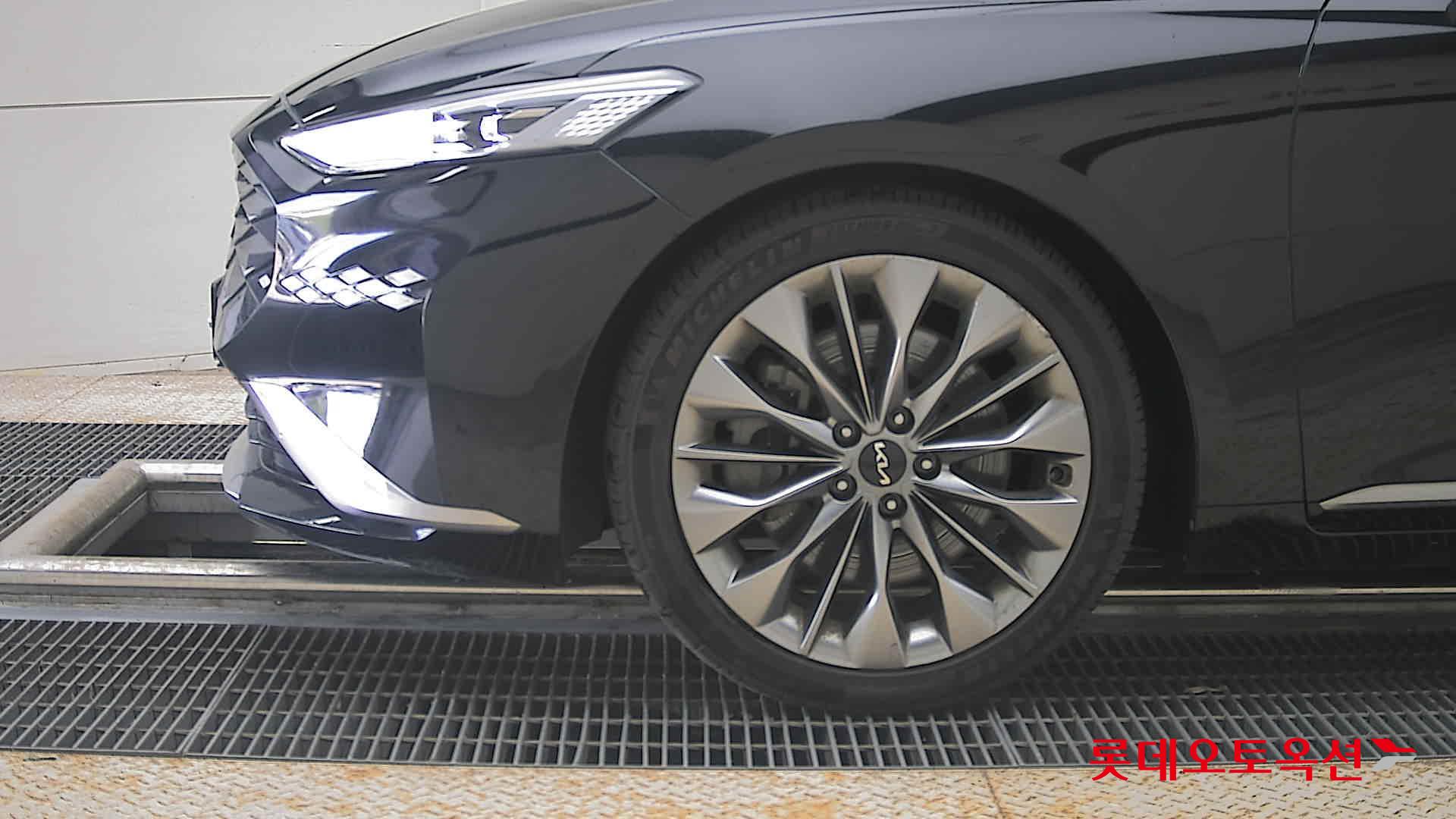 2023 - kia k8