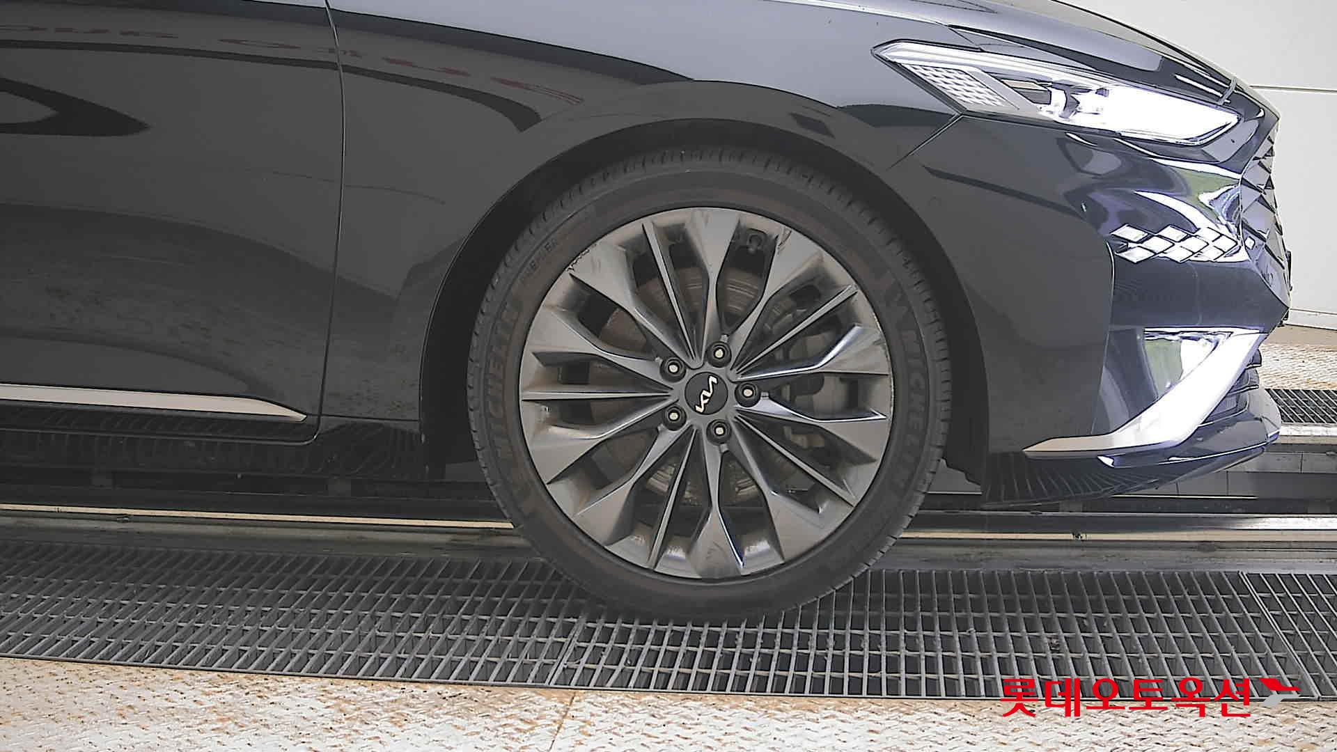 2023 - kia k8