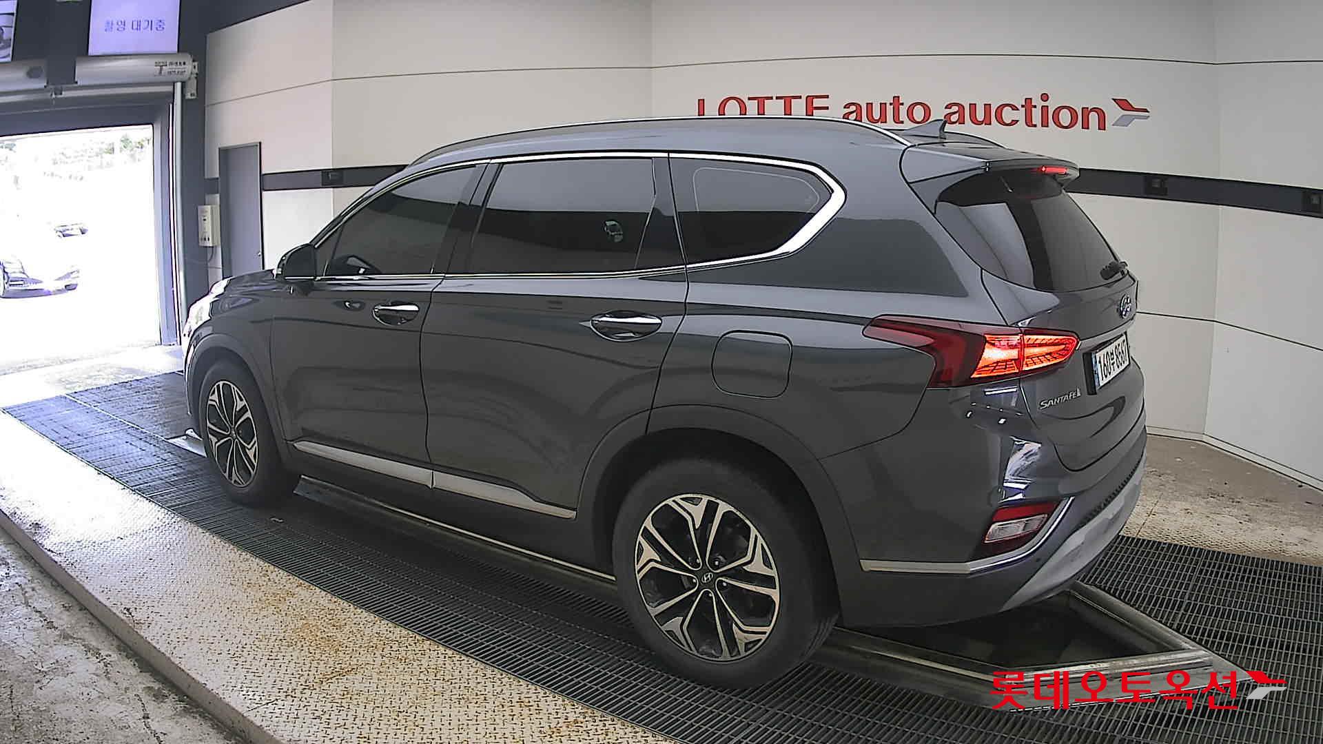 2019 - hyundai santafe