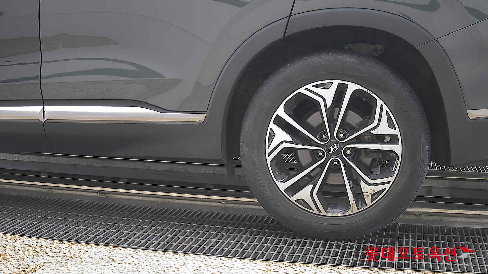 2019 - hyundai santafe