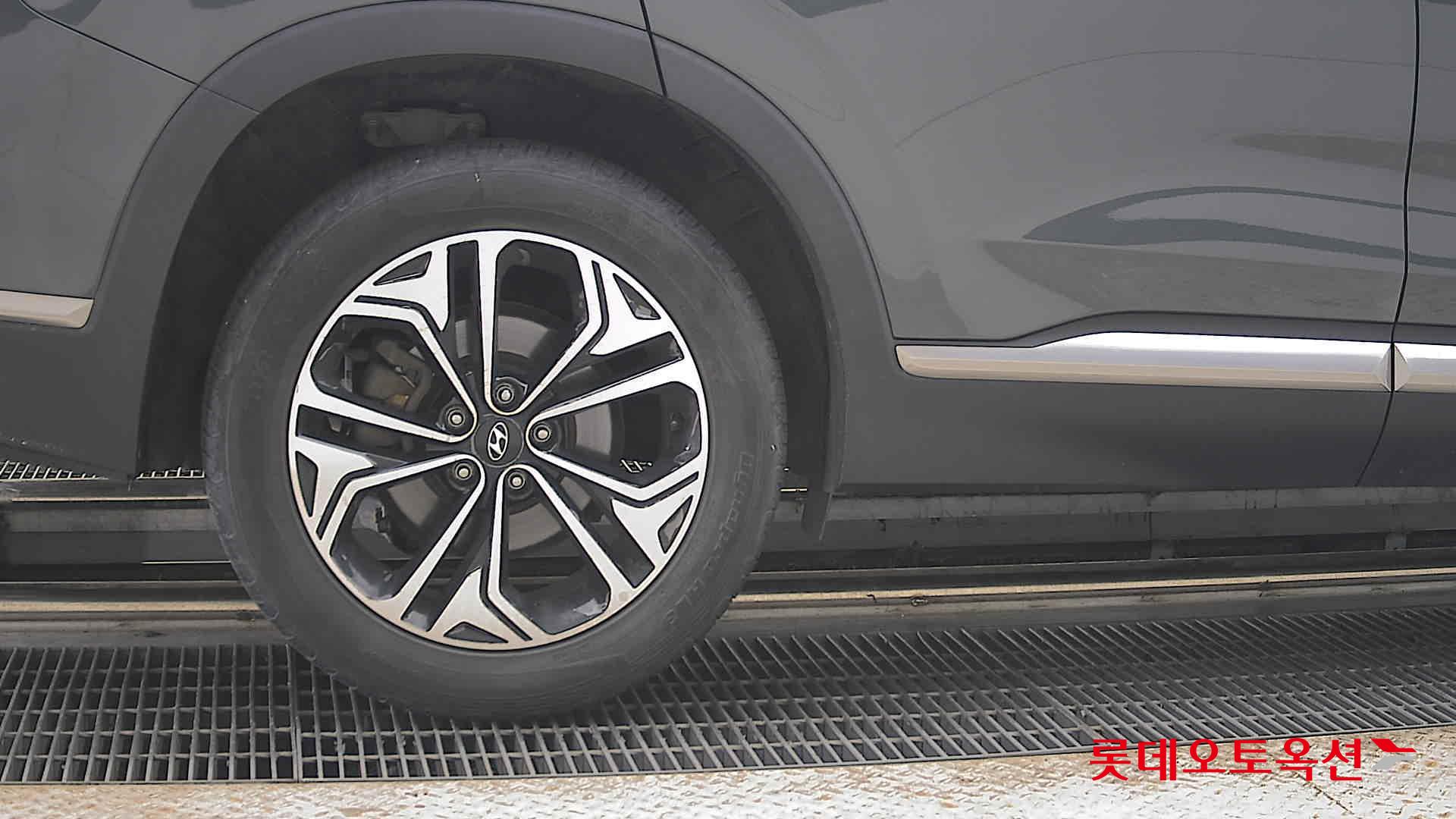 2019 - hyundai santafe