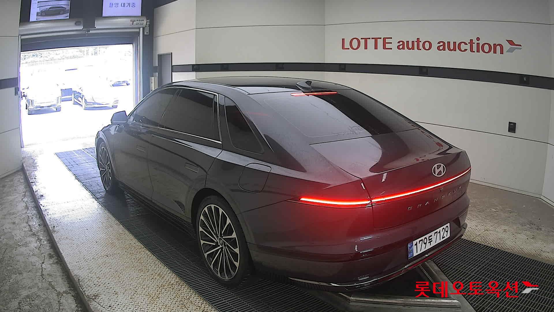 2025 - hyundai grandeur