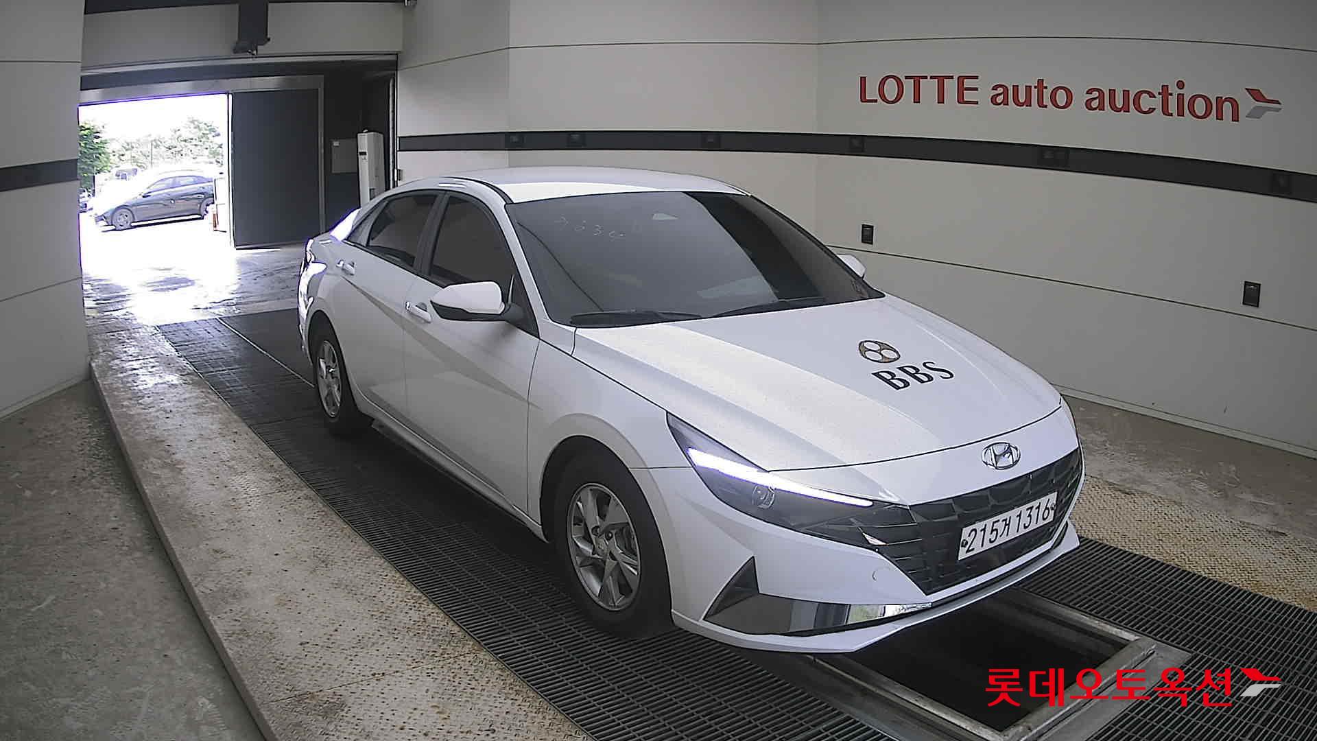 2021 - hyundai avante