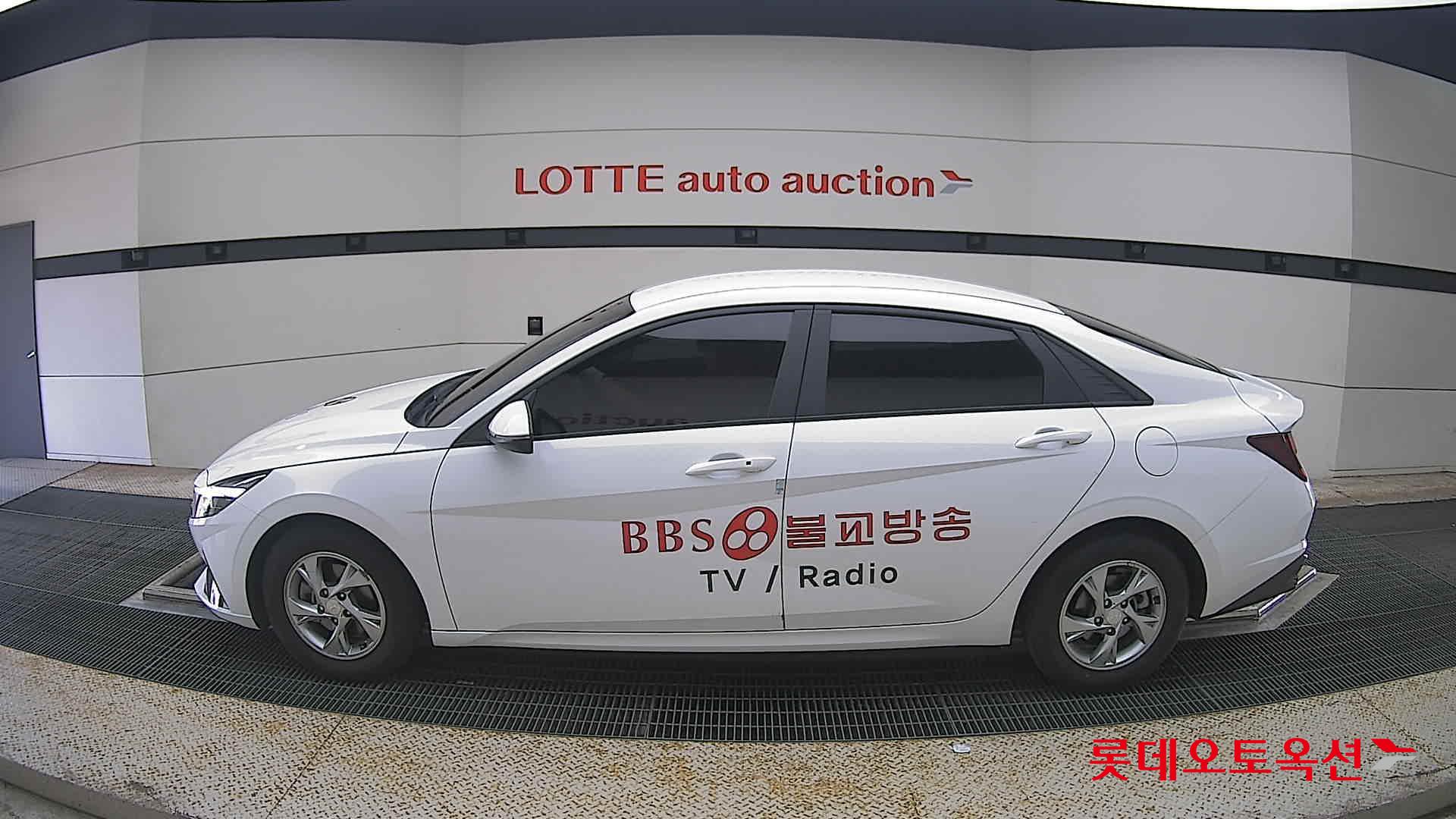 2021 - hyundai avante