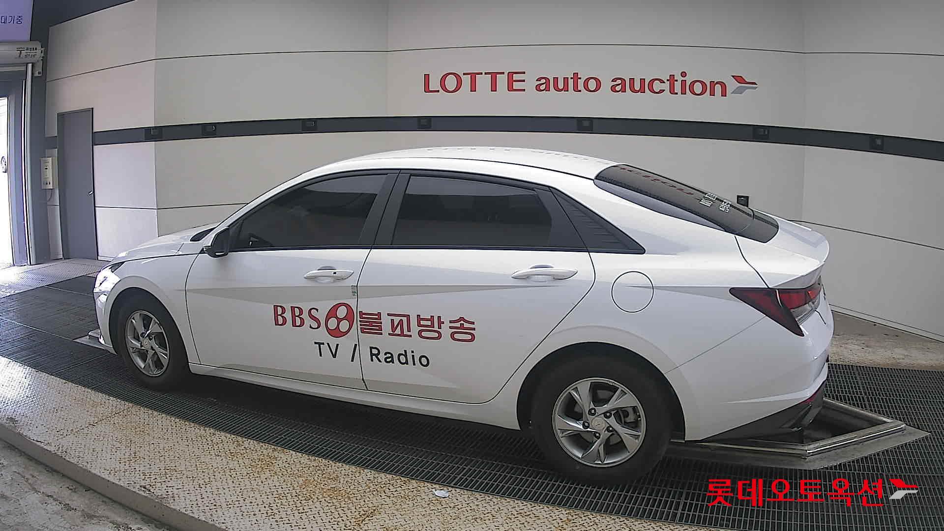 2021 - hyundai avante