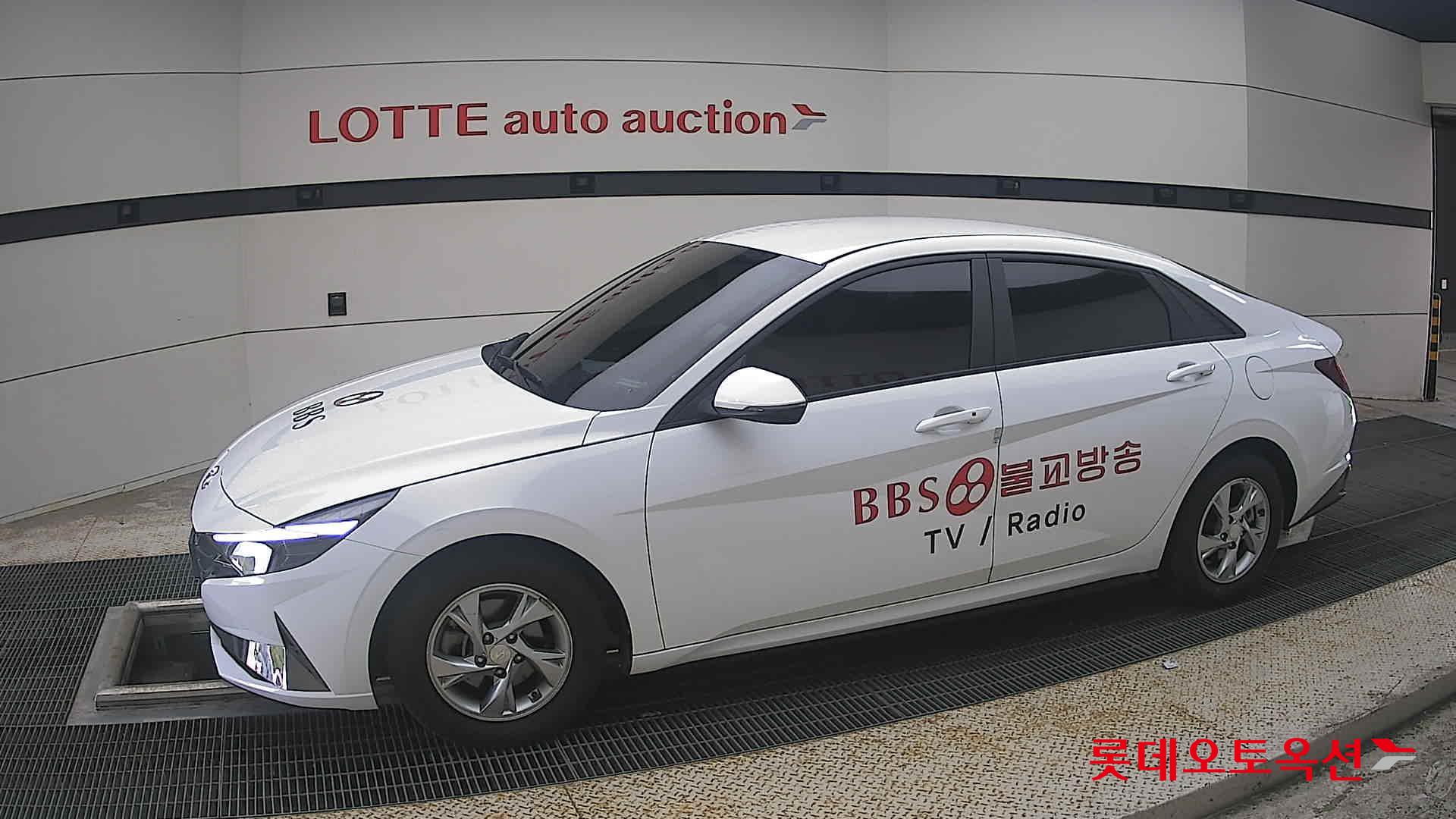 2021 - hyundai avante