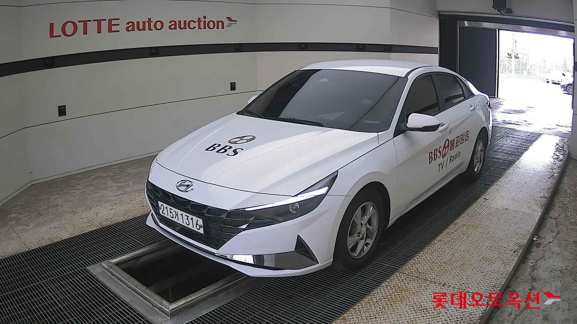 2021 - hyundai avante