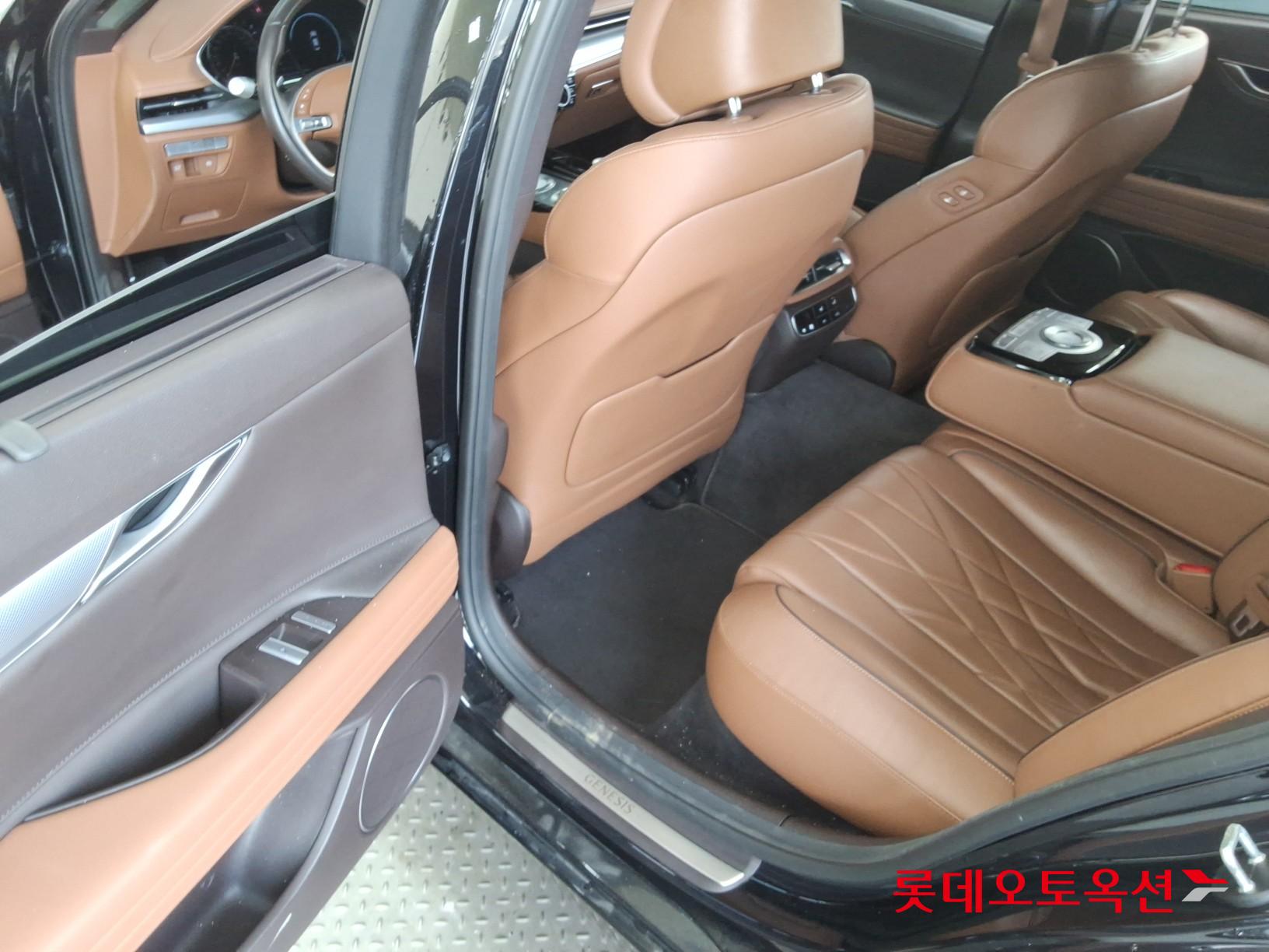 2021 - genesis g80