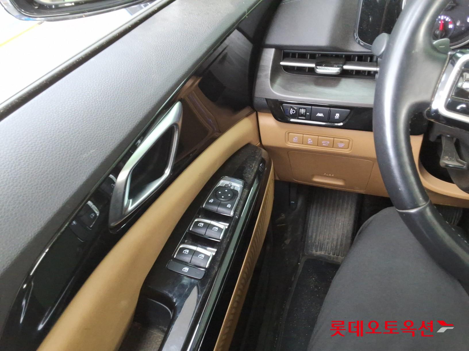 2022 - kia carnival