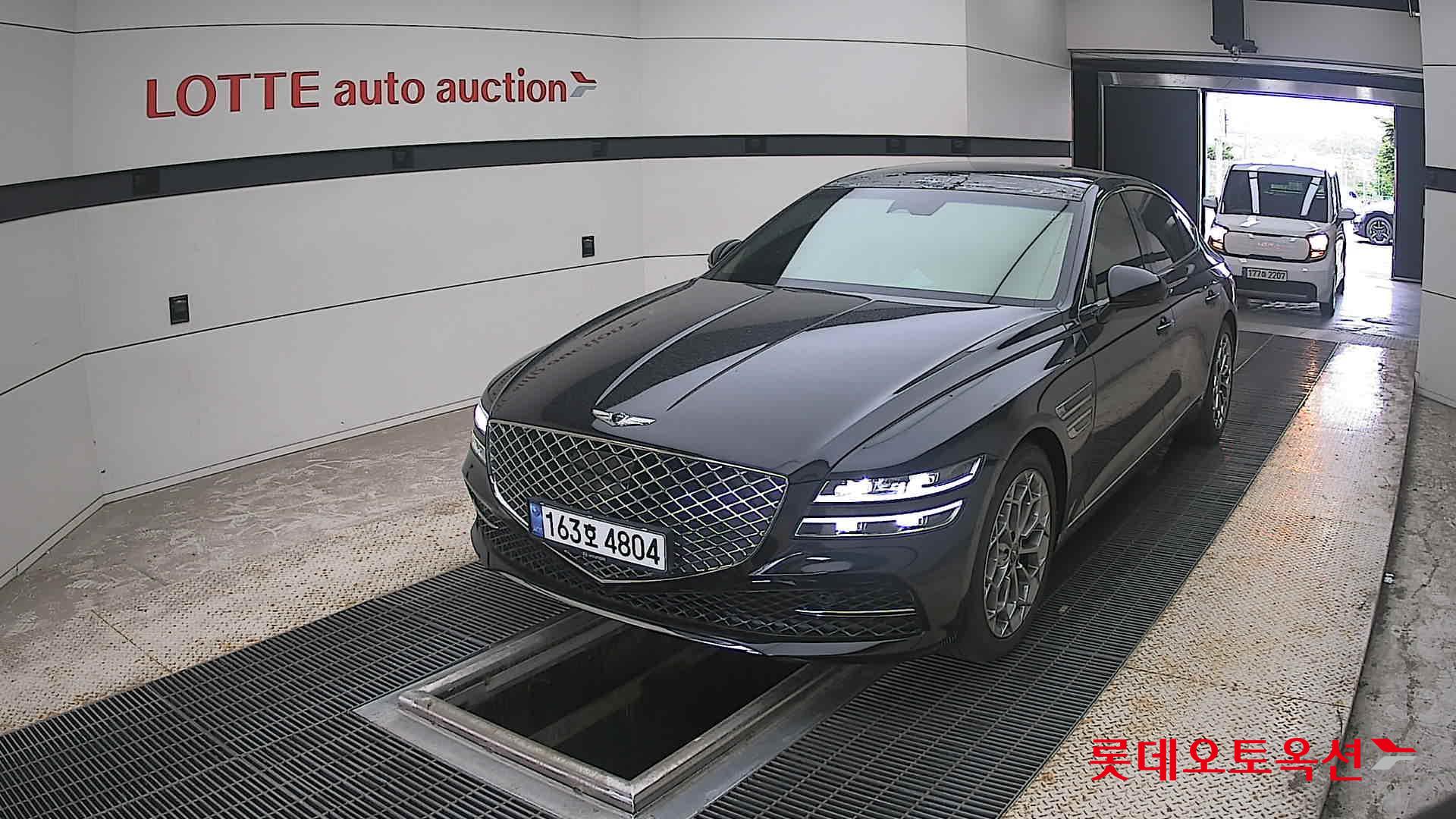 2021 - genesis g80
