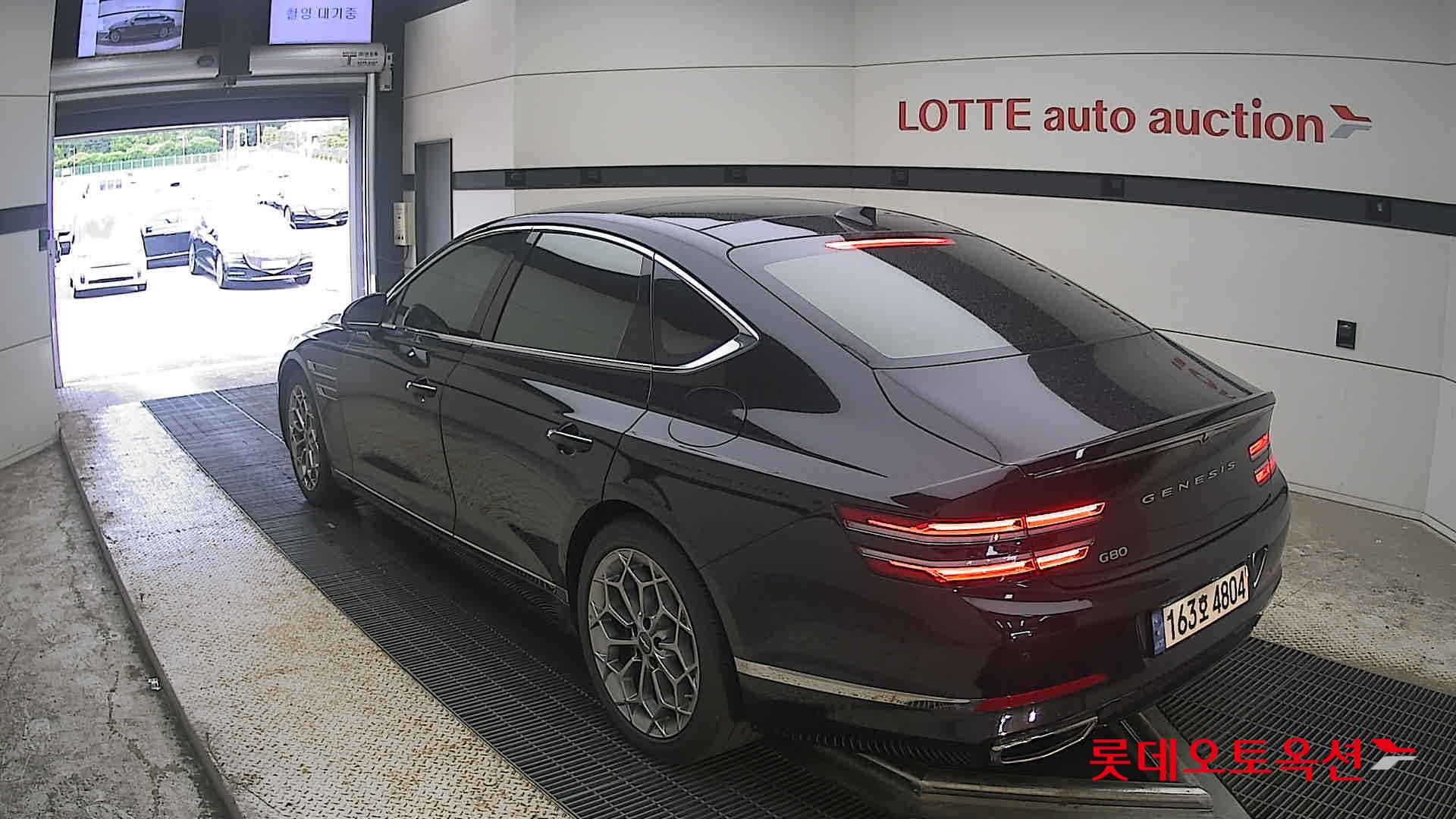 2021 - genesis g80
