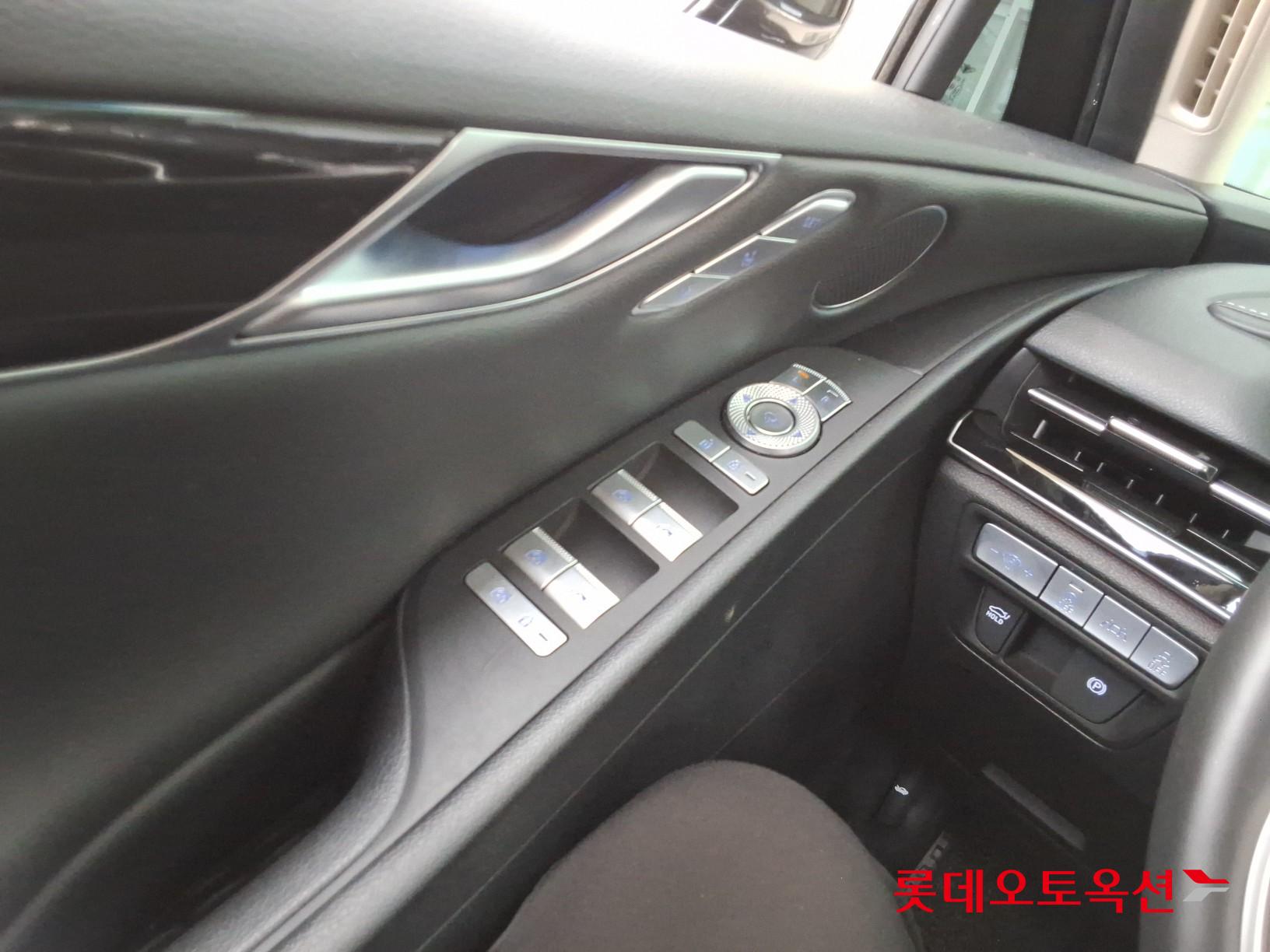 2021 - genesis g80