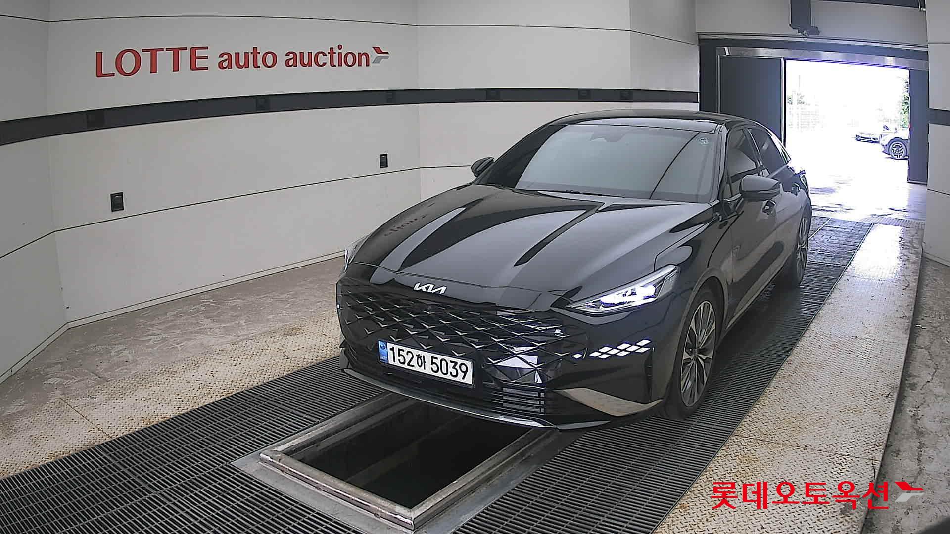 2022 - kia k8