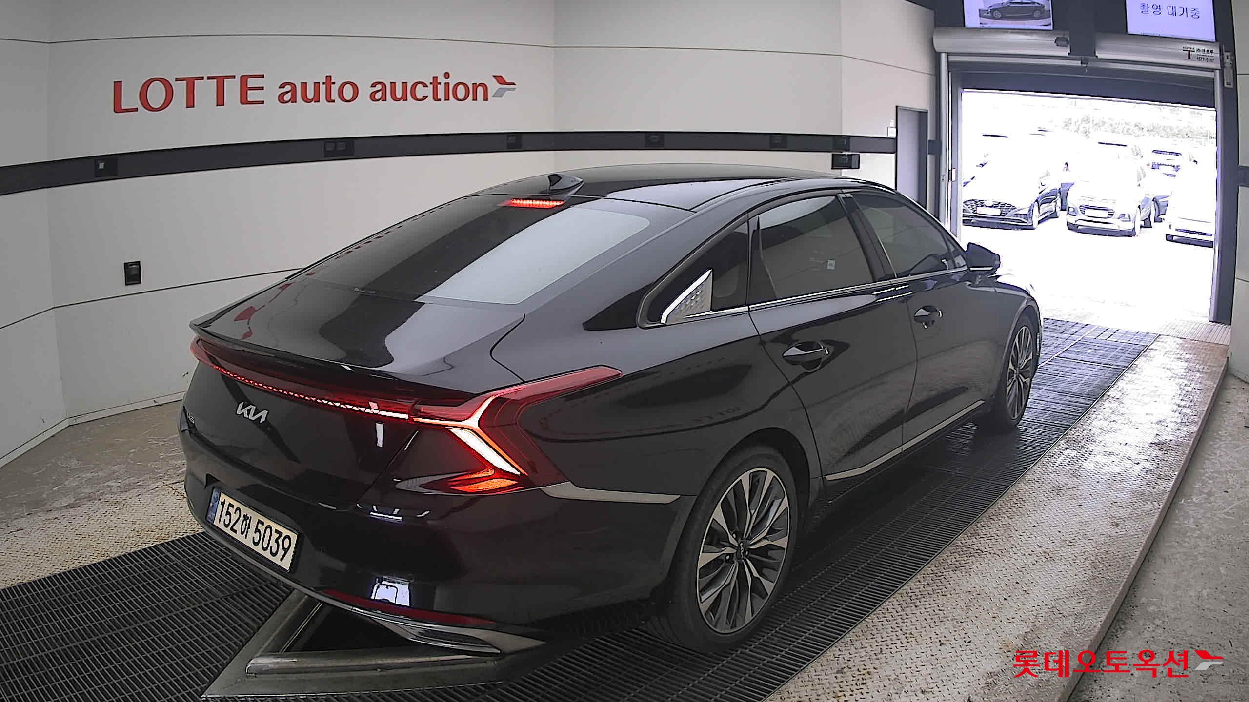 2022 - kia k8