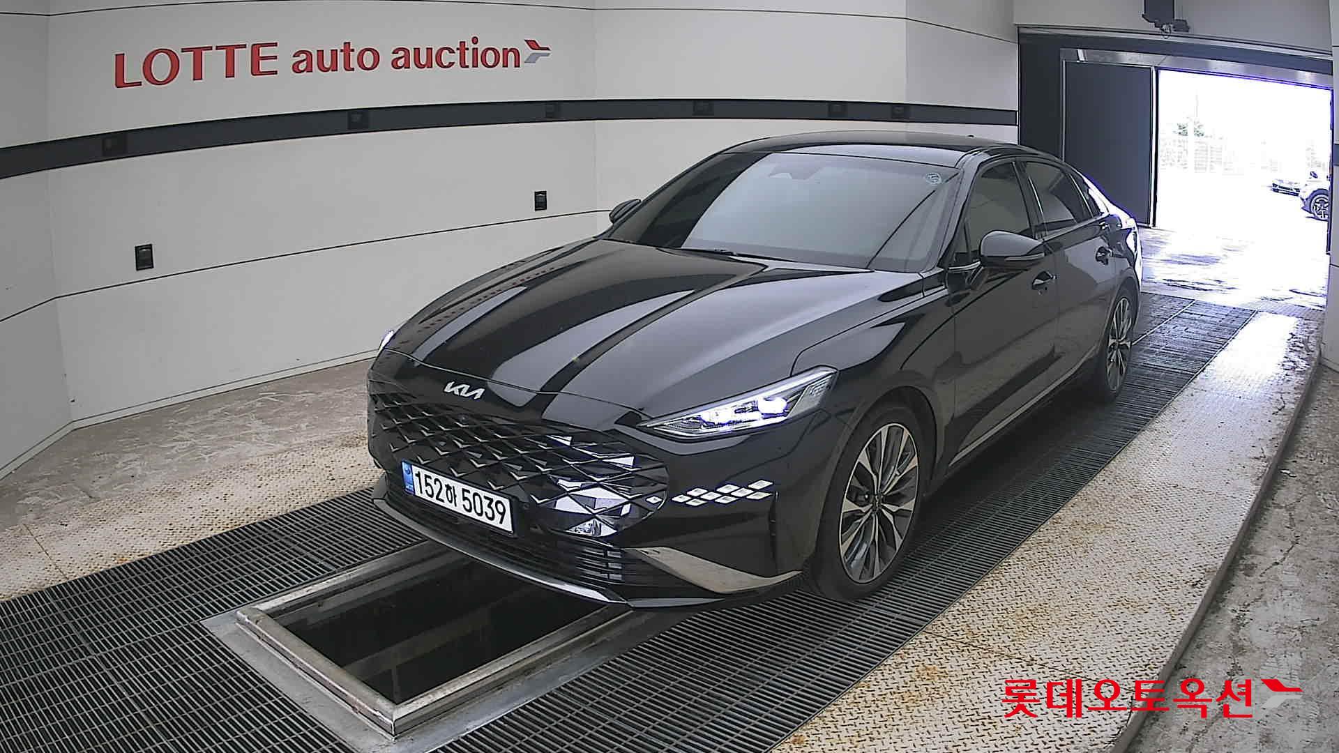2022 - kia k8