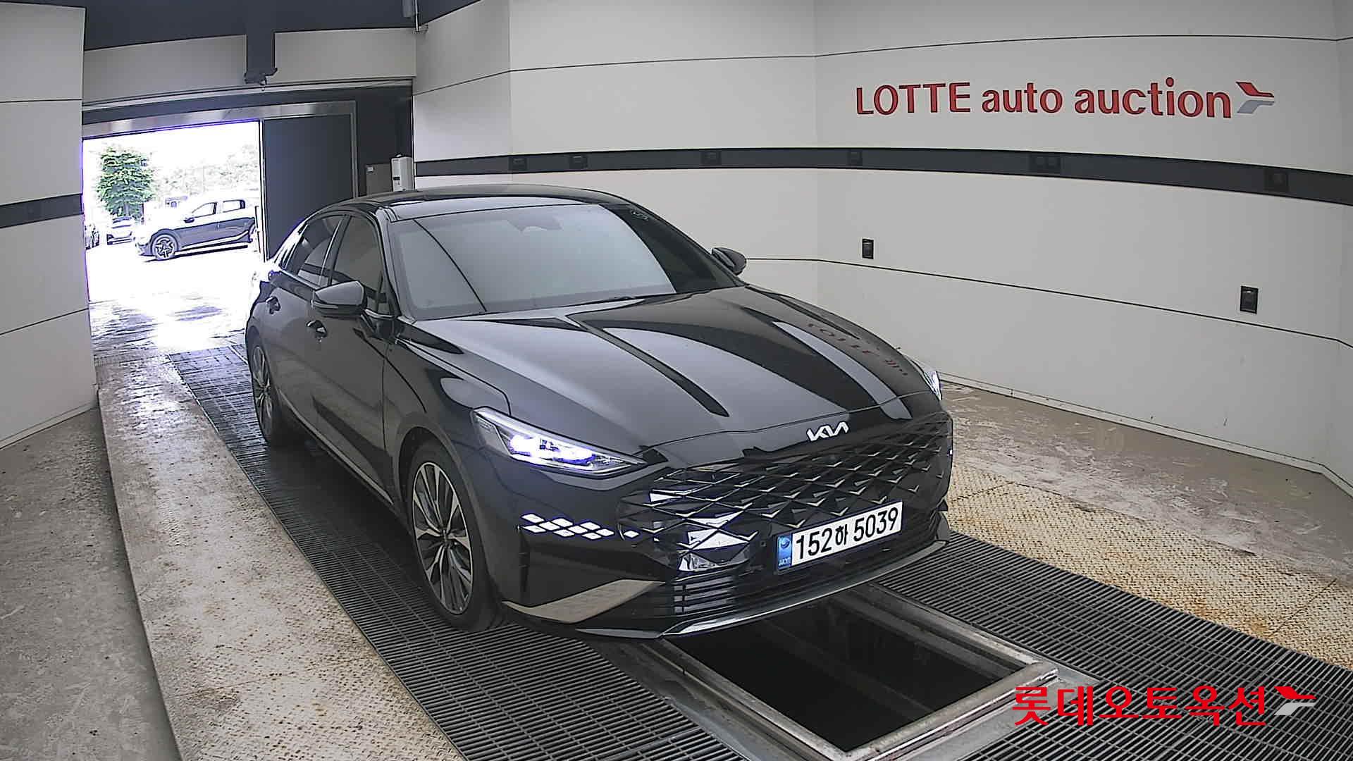 2022 - kia k8