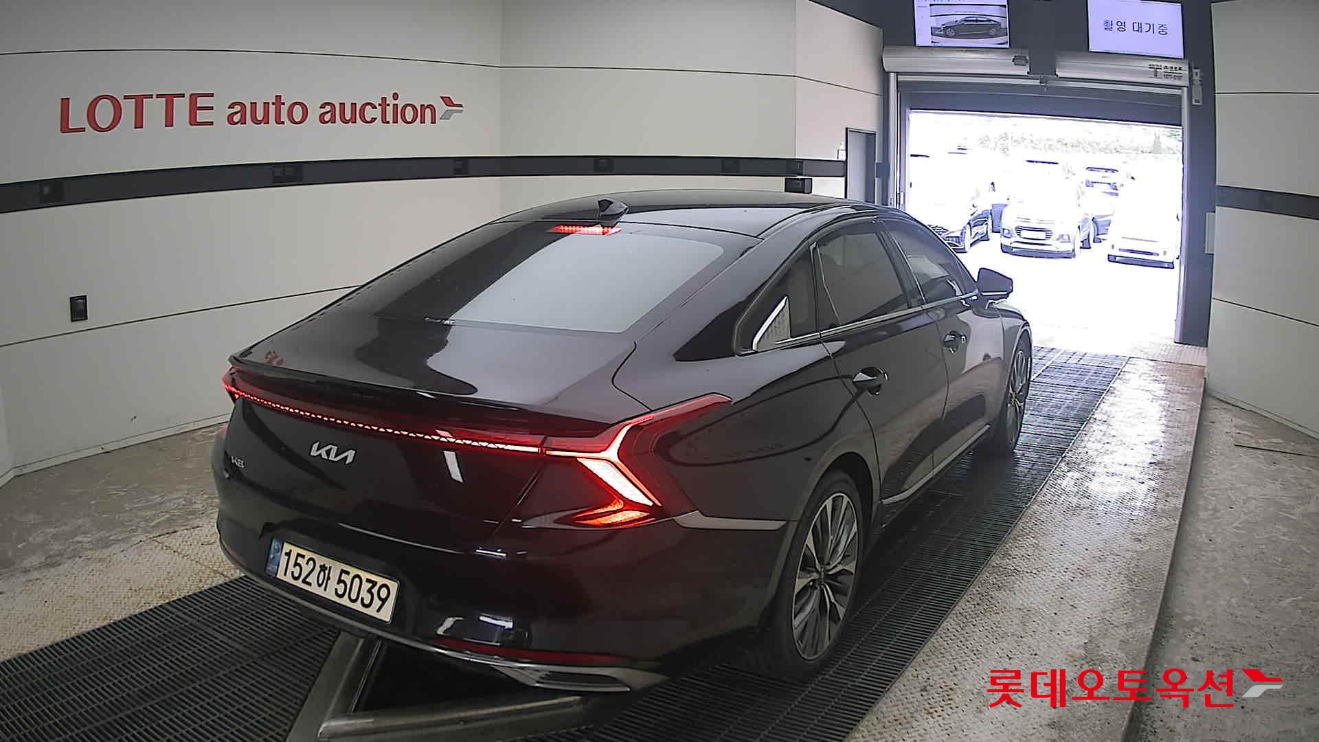 2022 - kia k8
