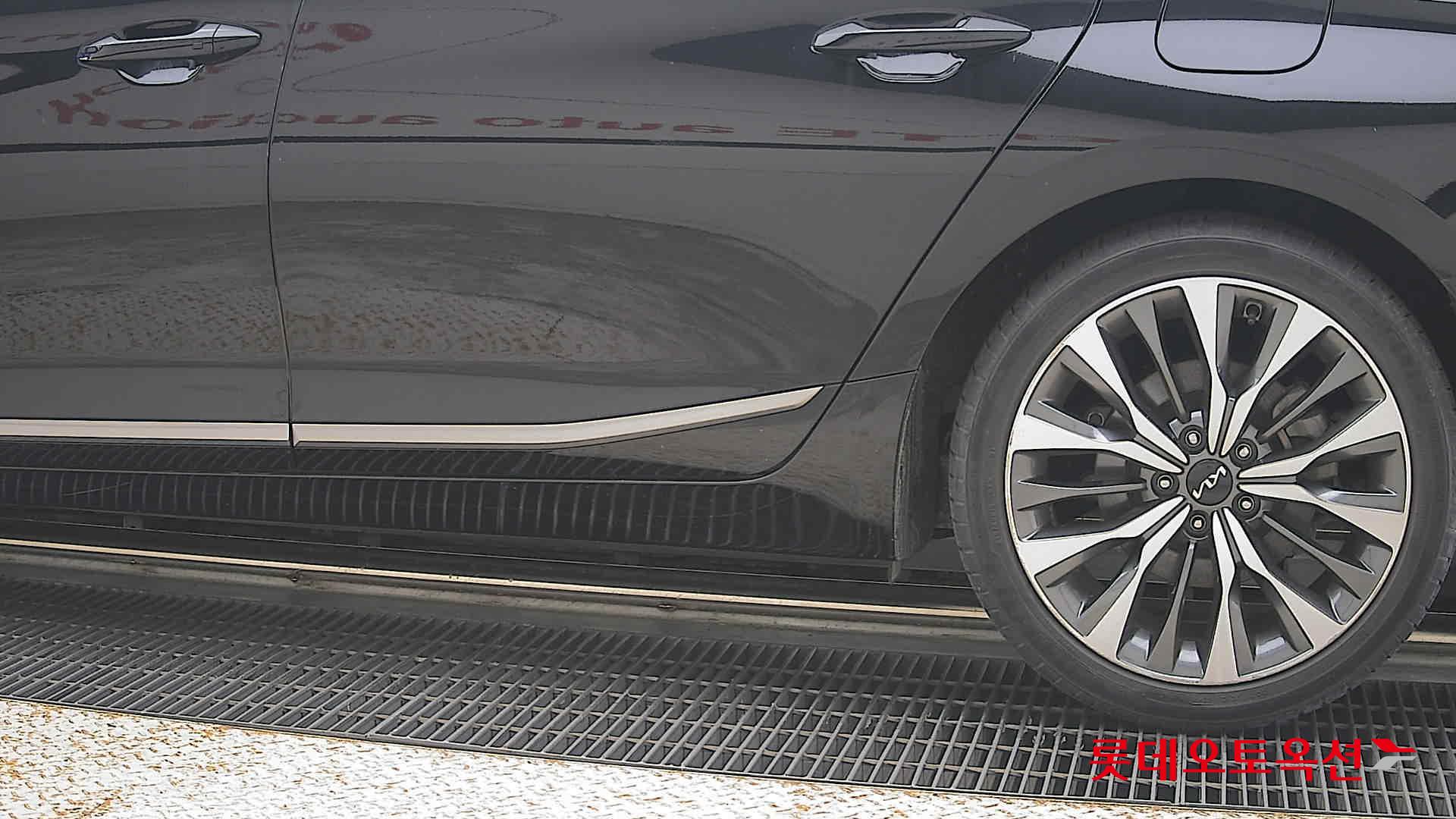 2022 - kia k8