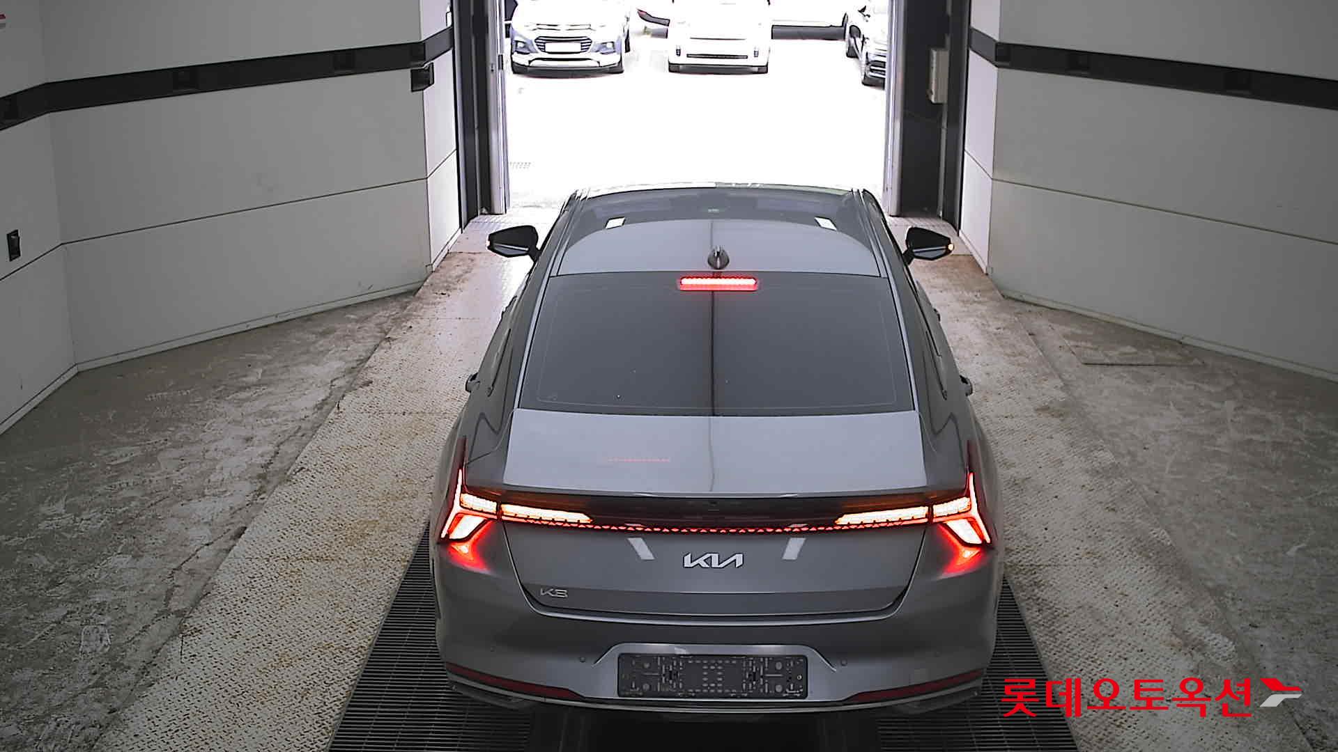 2022 - kia k8