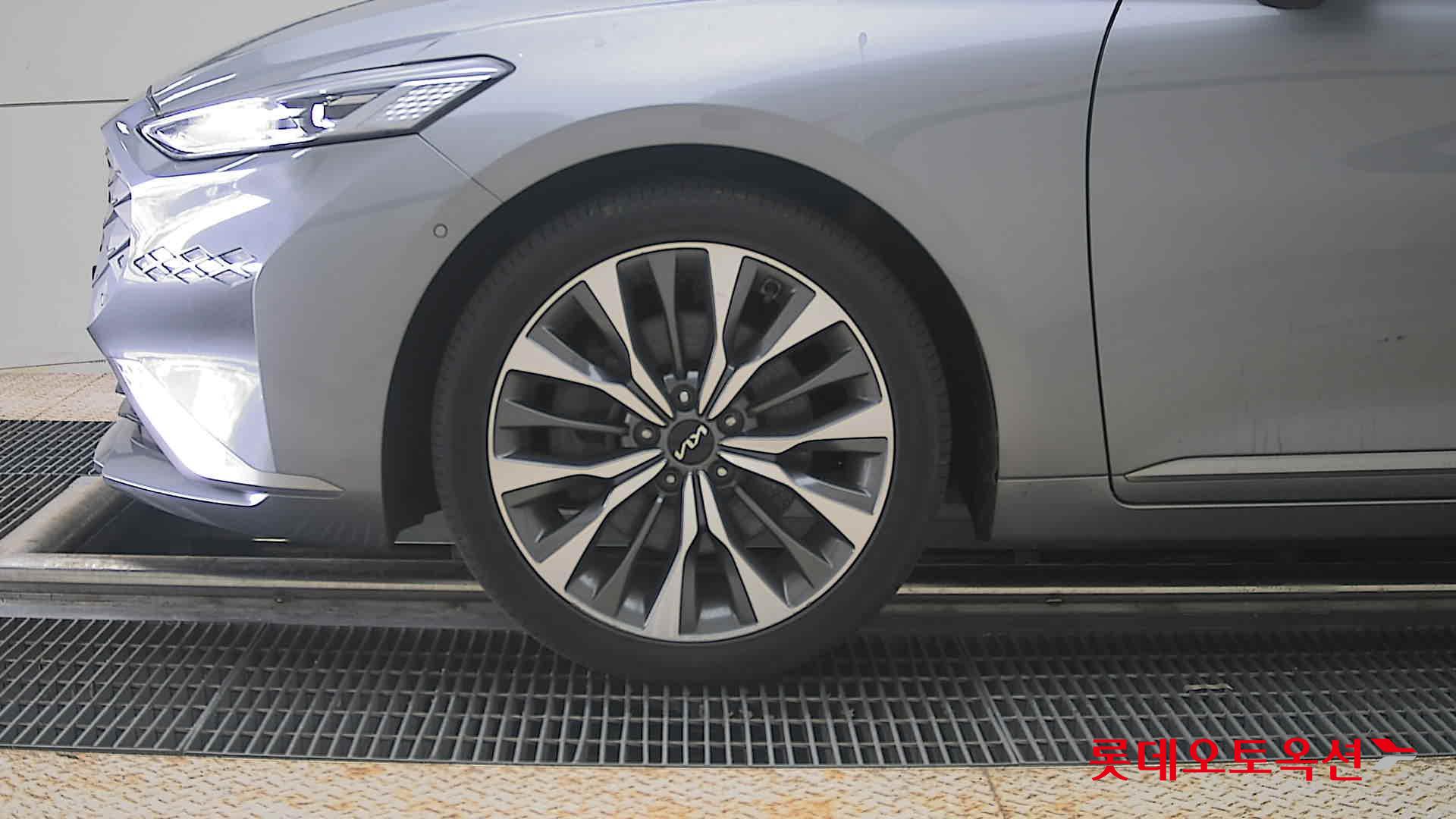 2022 - kia k8