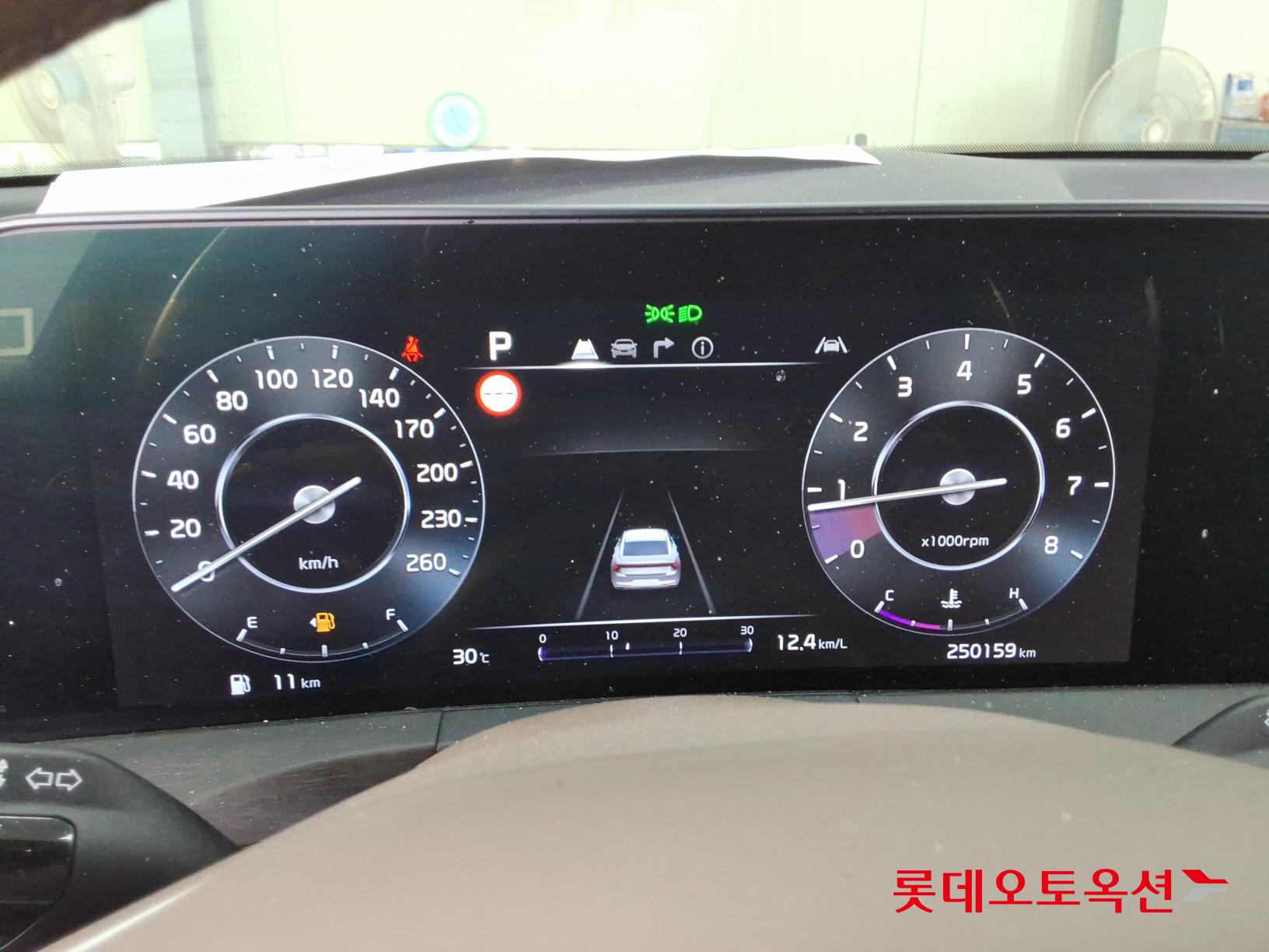2022 - kia k8