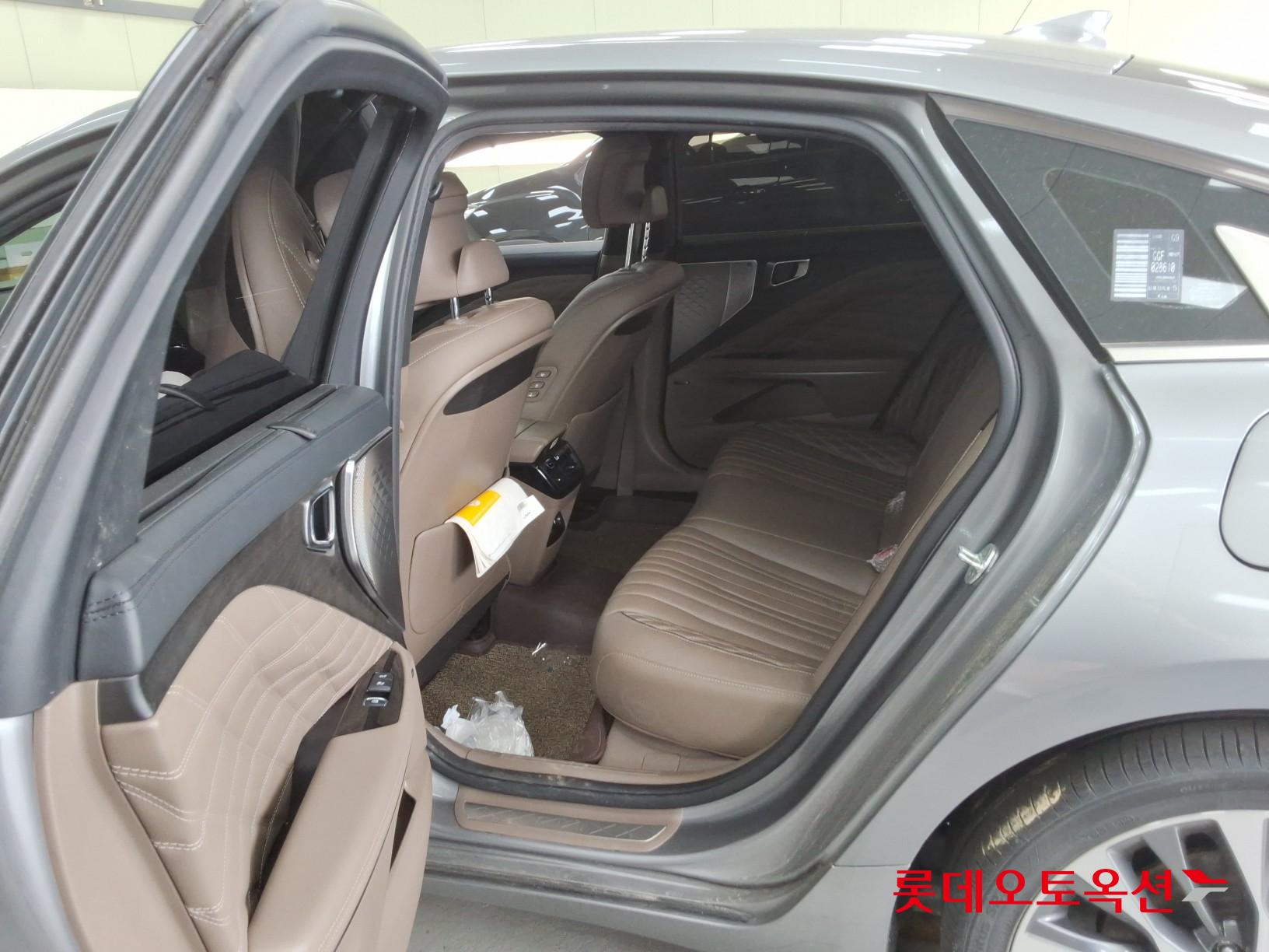 2022 - kia k8