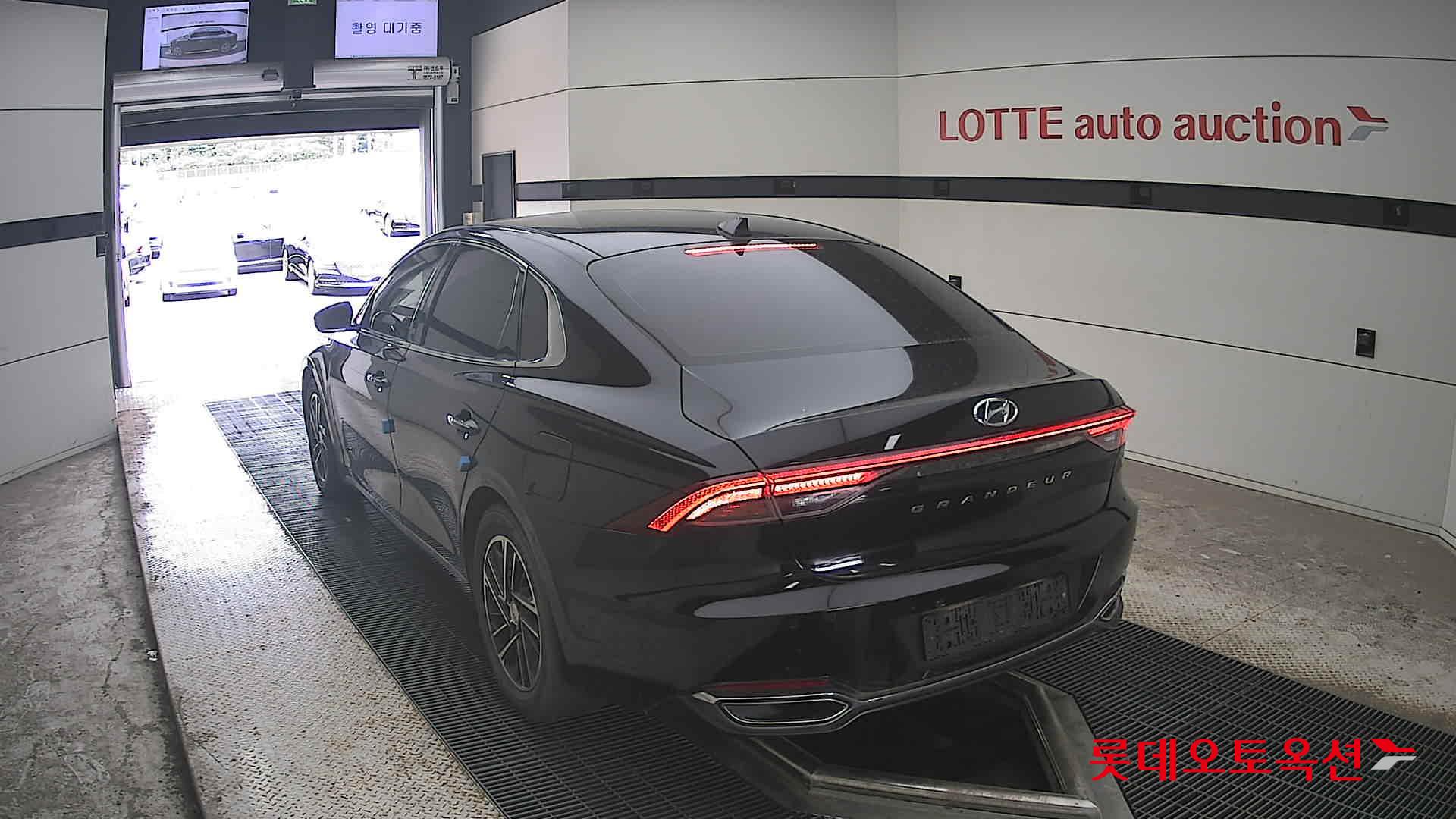 2021 - hyundai grandeur