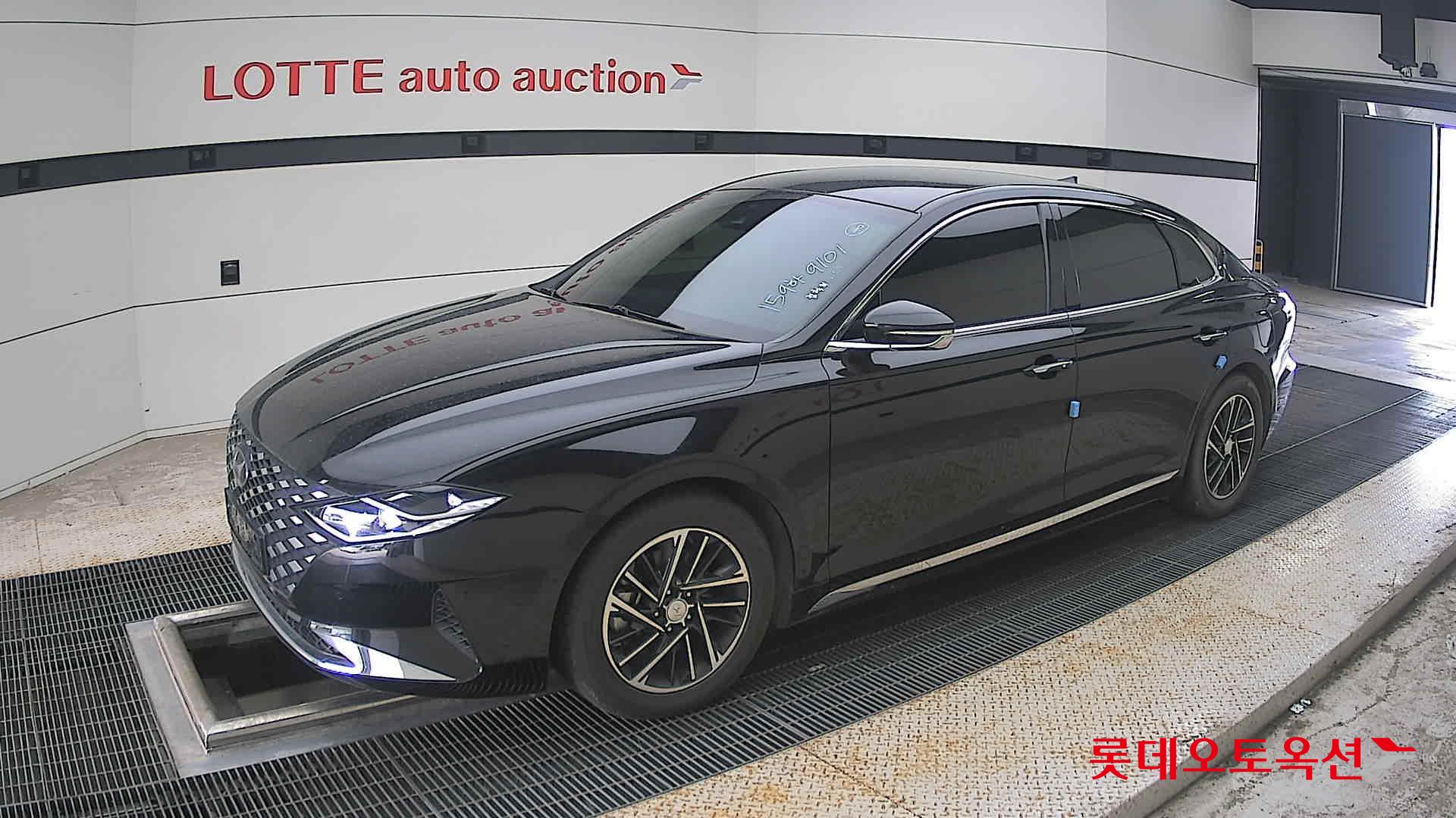 2021 - hyundai grandeur