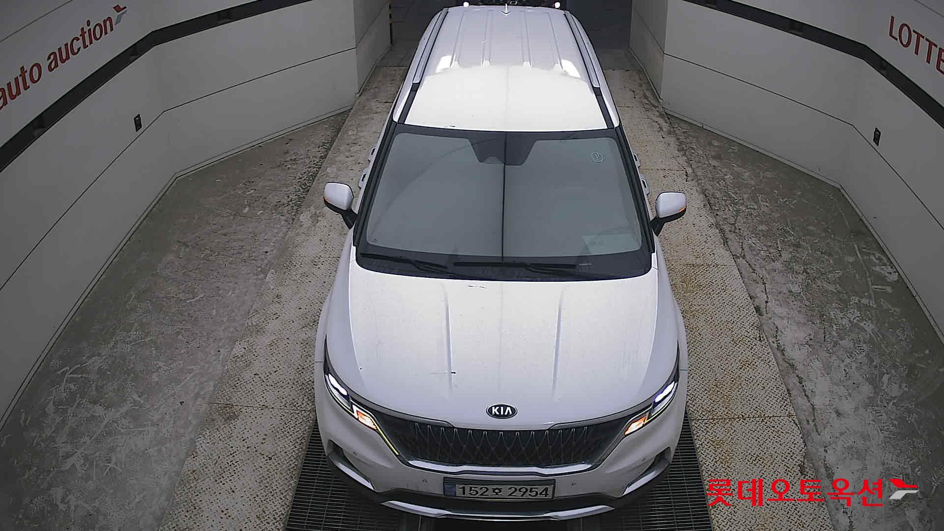 2021 - kia carnival