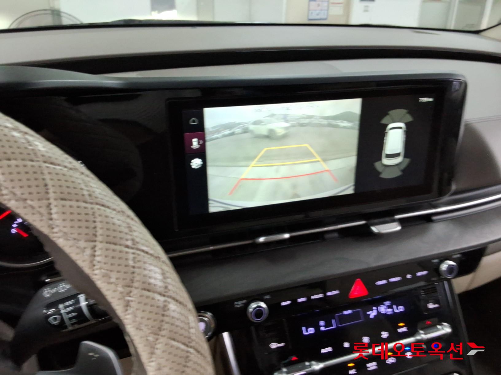 2021 - kia carnival