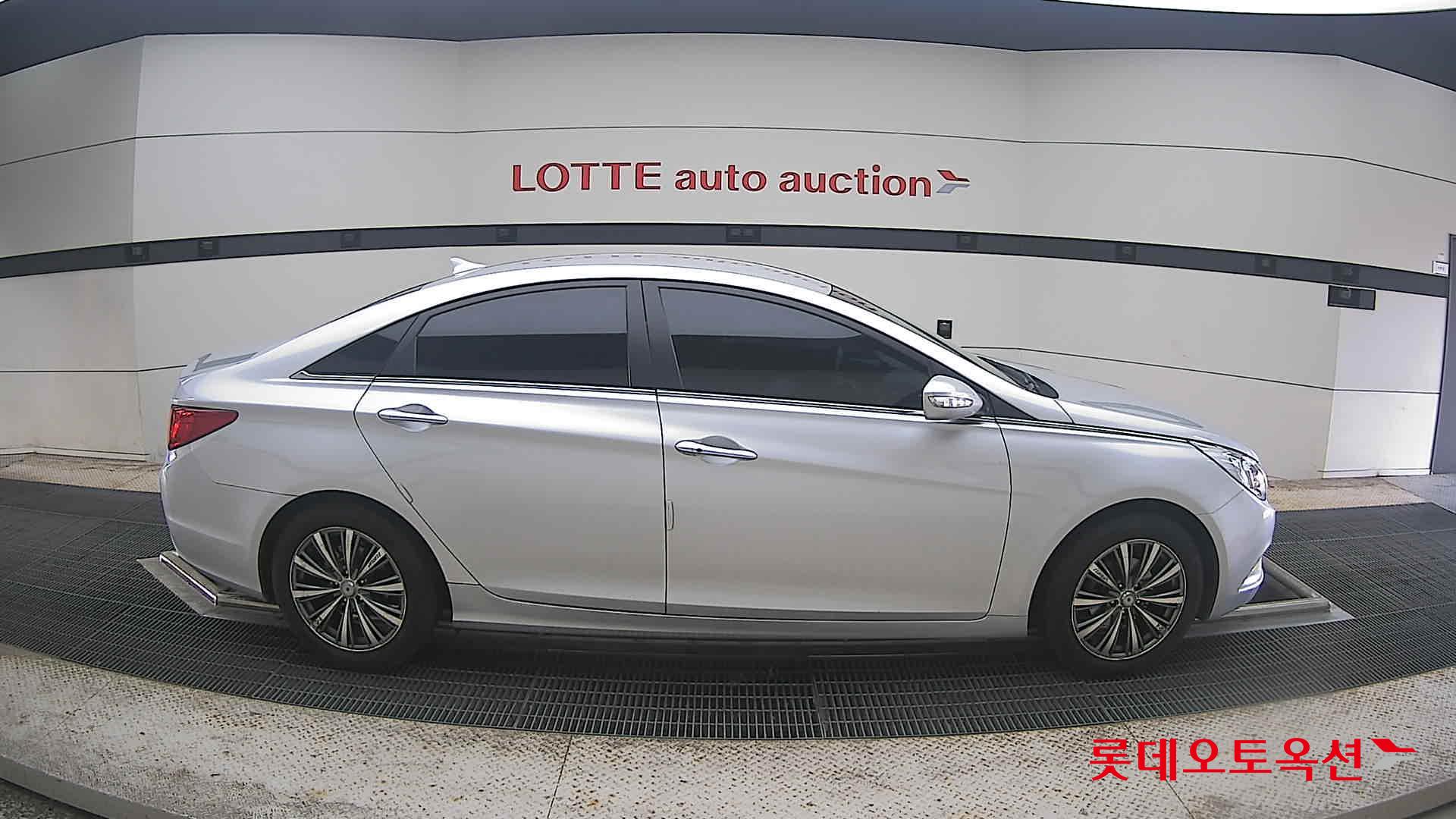 2011 - hyundai sonata