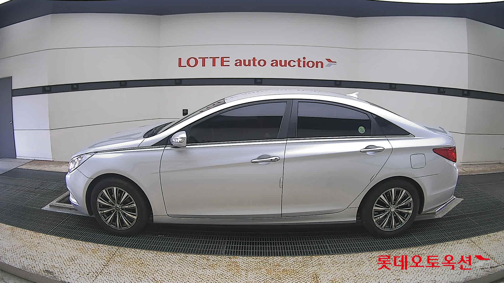 2011 - hyundai sonata