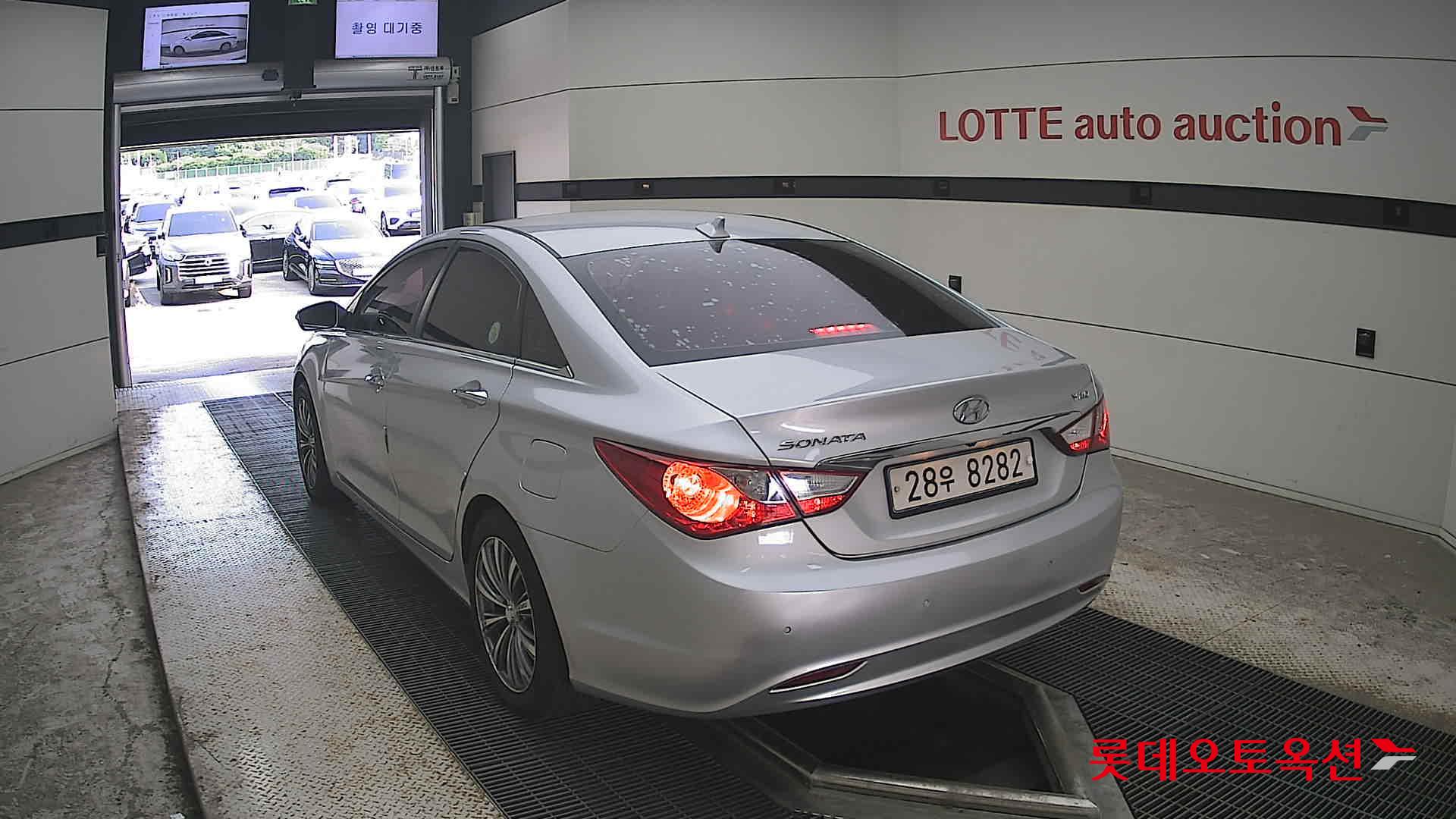 2011 - hyundai sonata