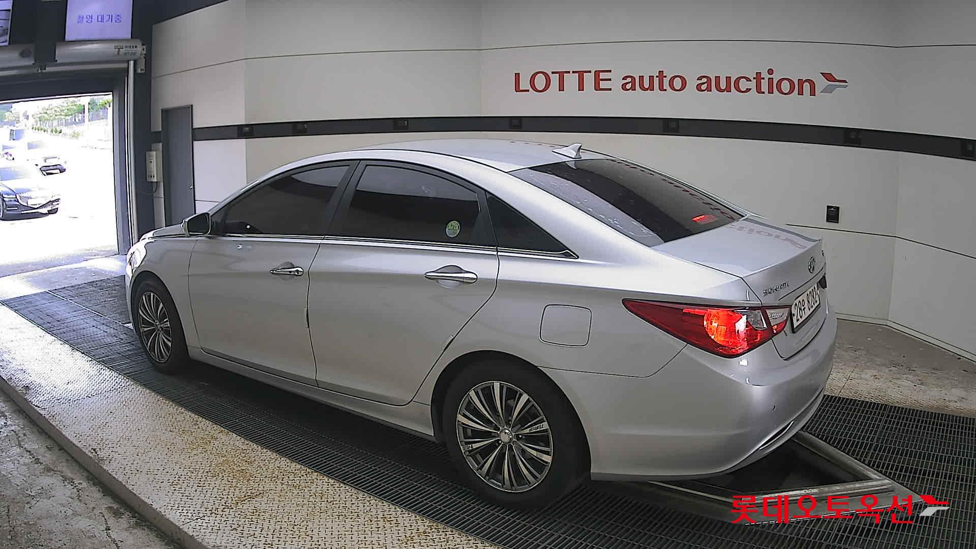 2011 - hyundai sonata