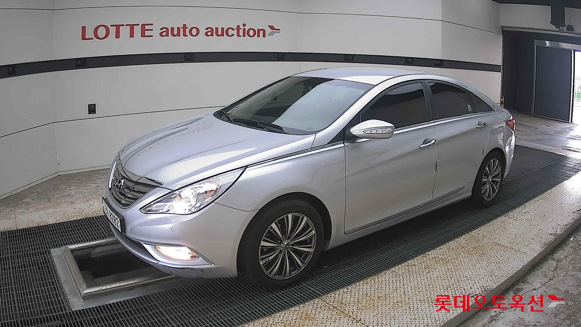 2011 - hyundai sonata