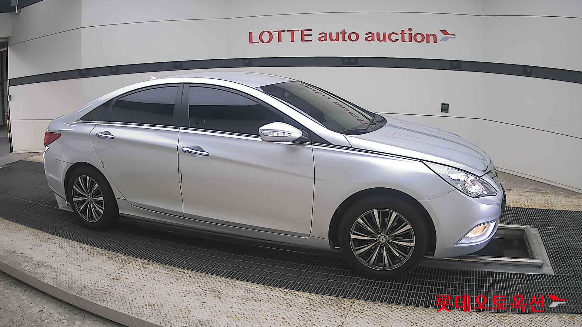 2011 - hyundai sonata