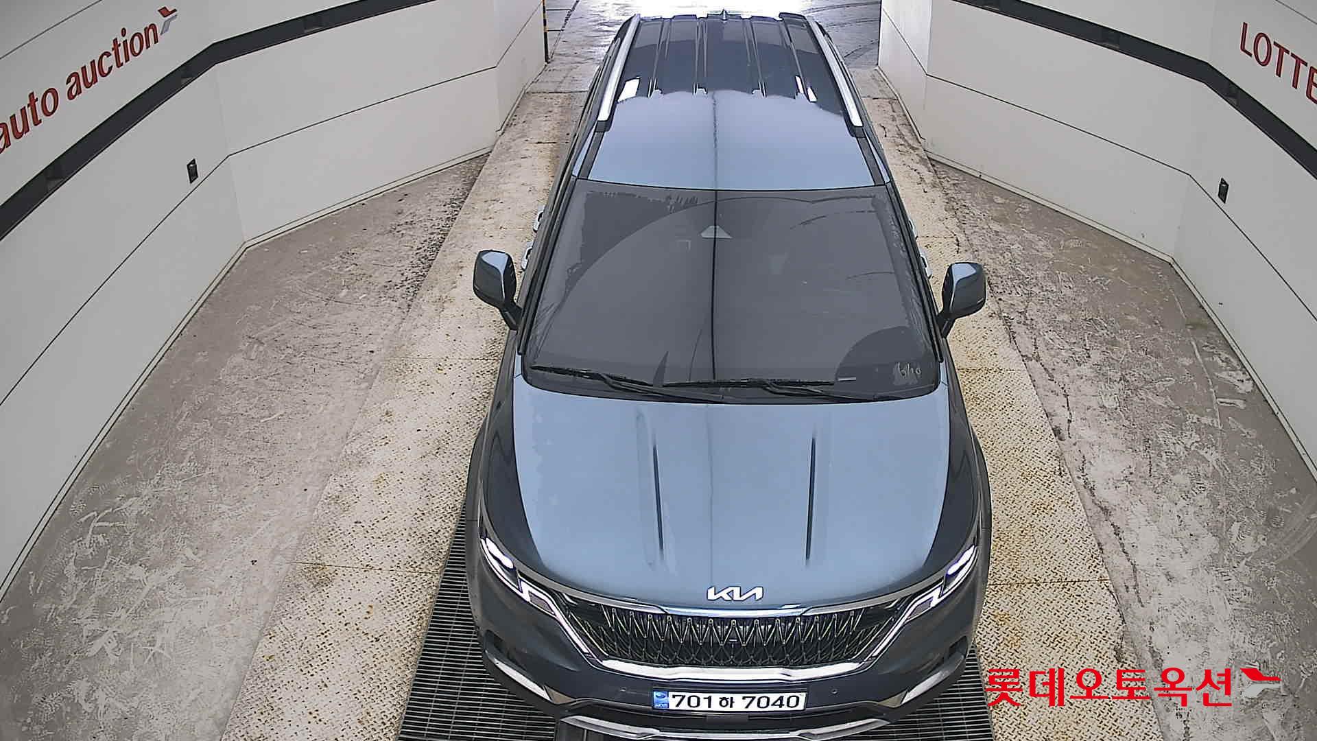 2023 - kia carnival