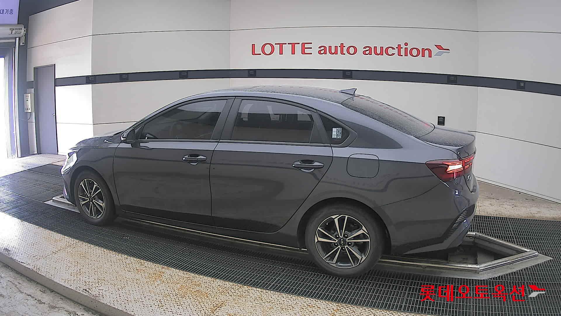 2022 - kia k3
