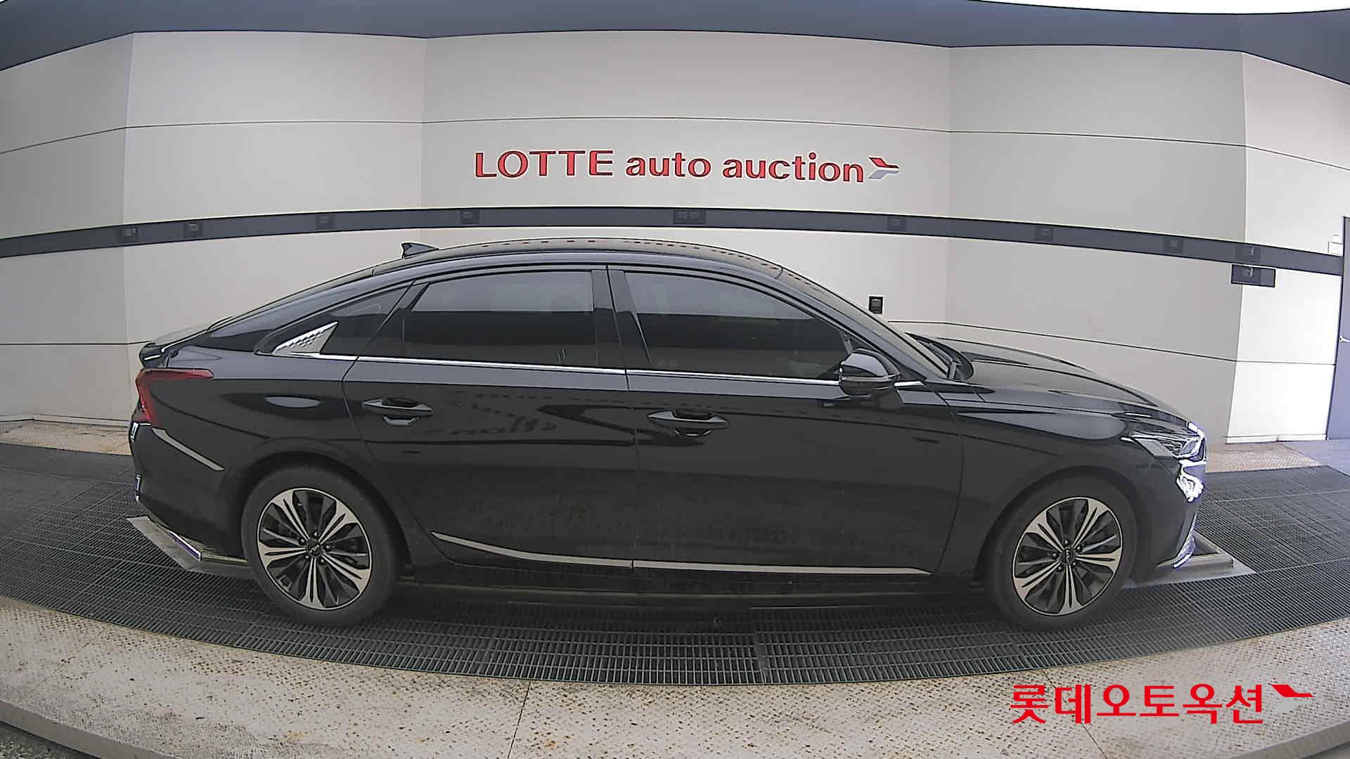 2022 - kia k8