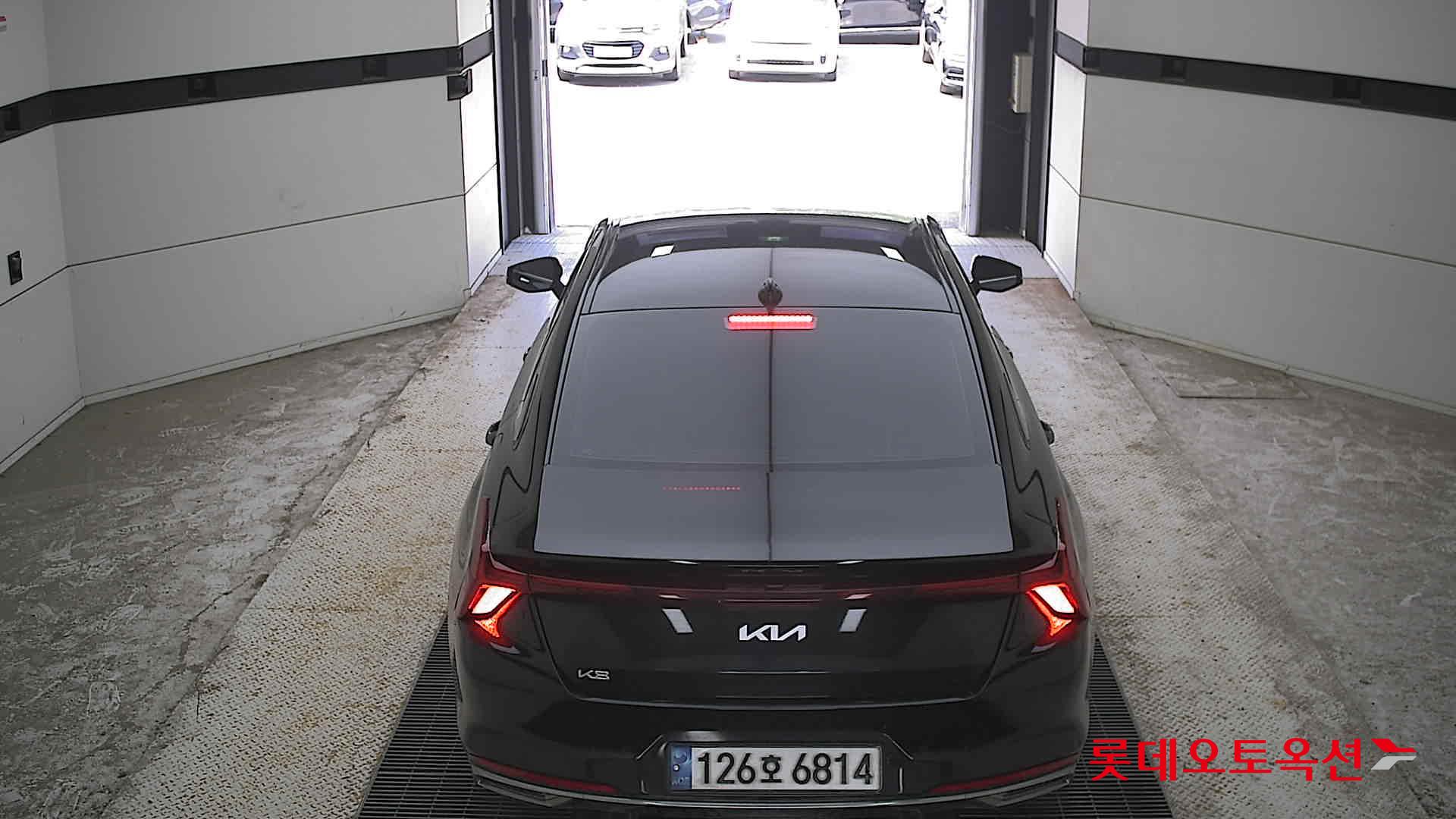 2022 - kia k8