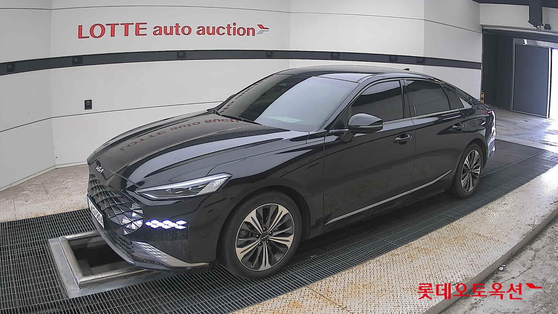 2022 - kia k8