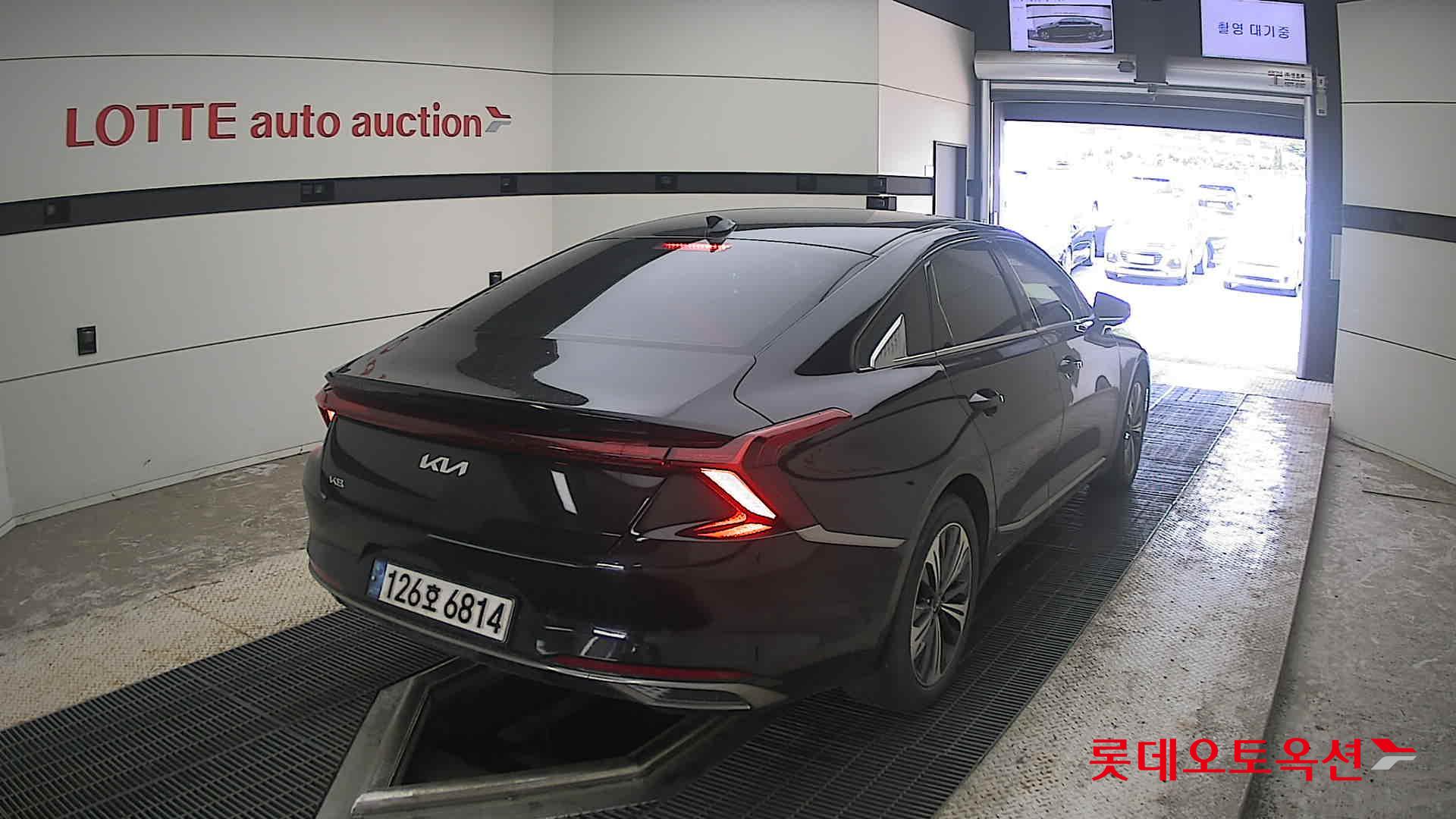 2022 - kia k8