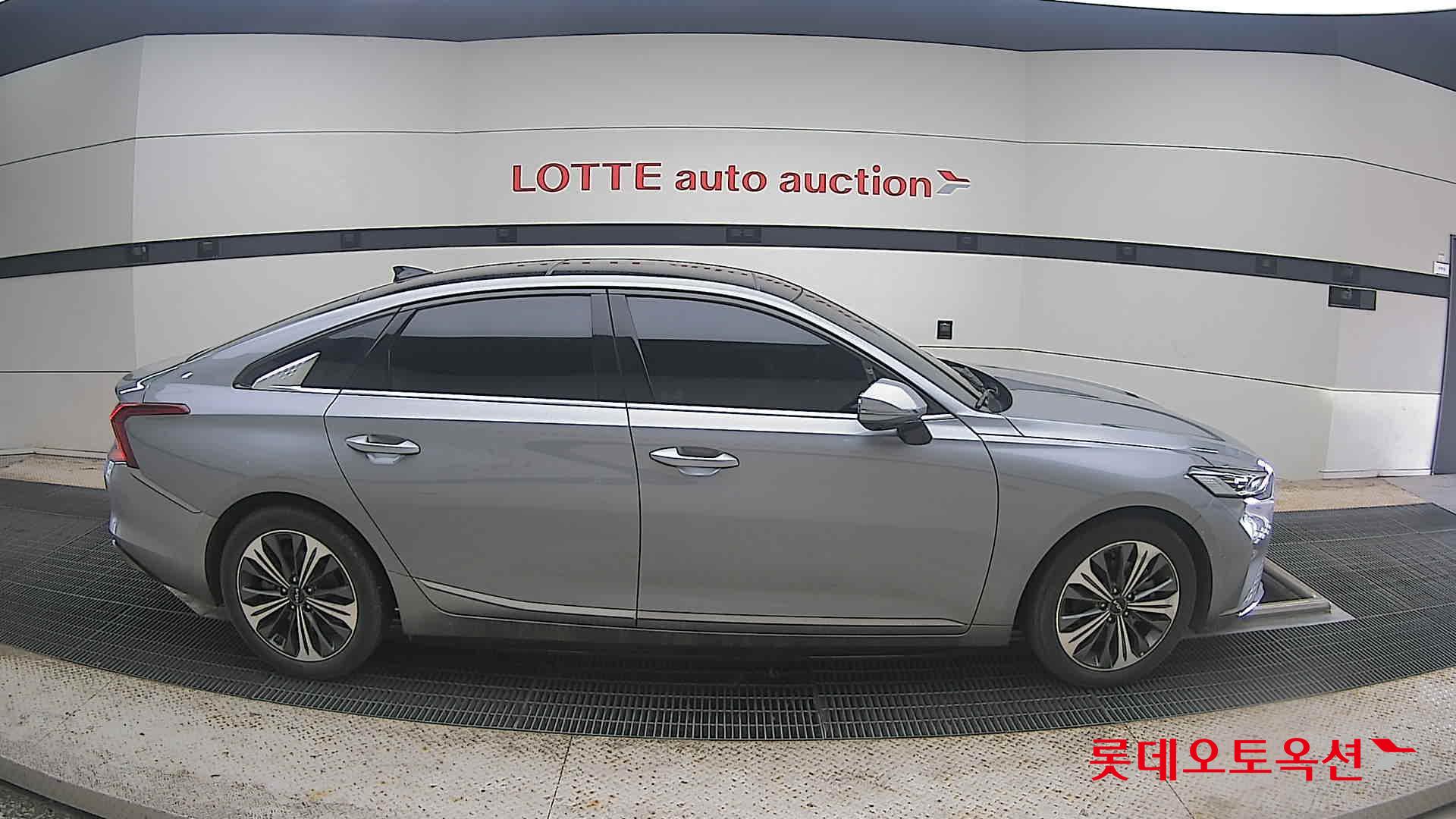 2022 - kia k8