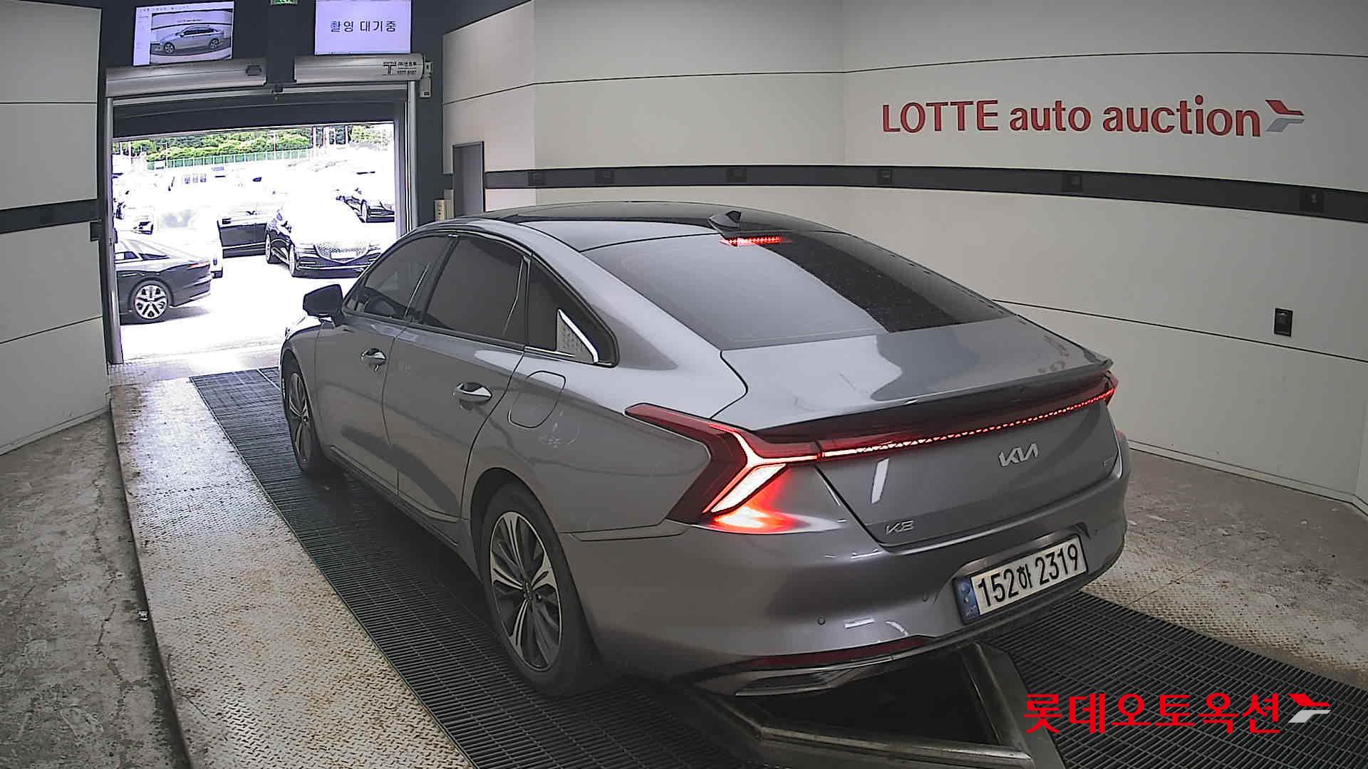 2022 - kia k8