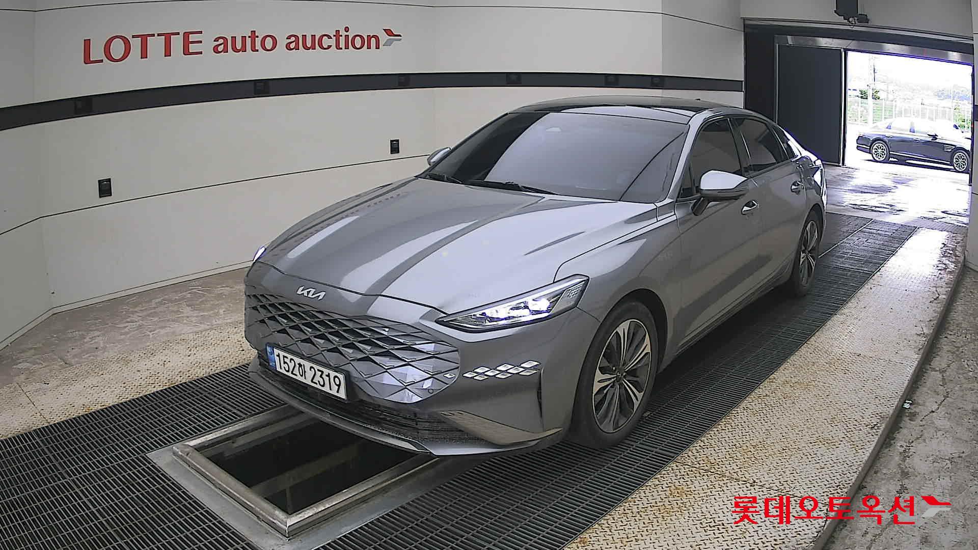 2022 - kia k8
